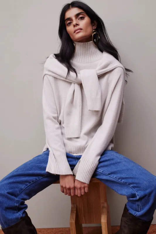 Cashmere Pullover in Beige made by Allude