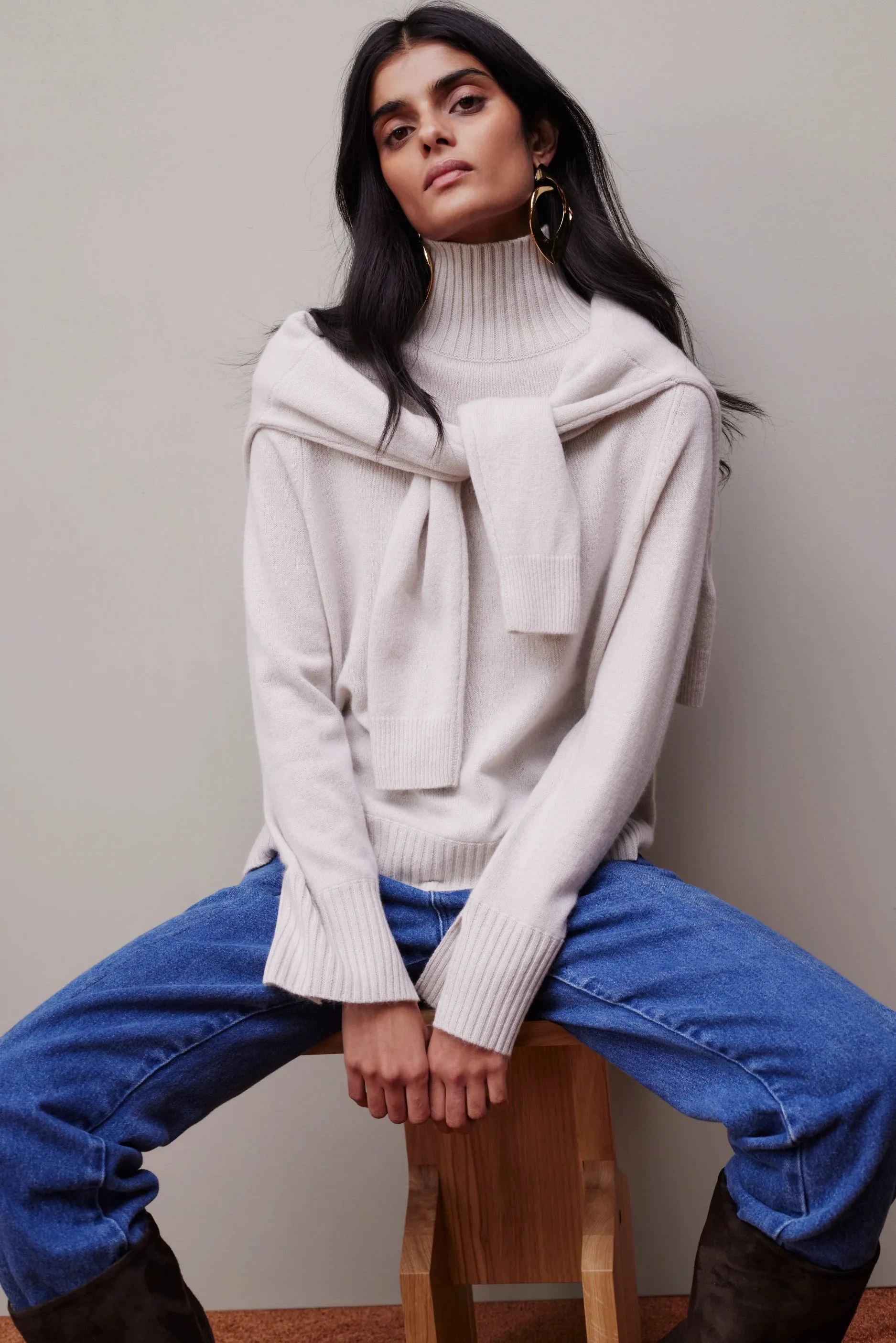 Cashmere Pullover in Beige sold by Allude