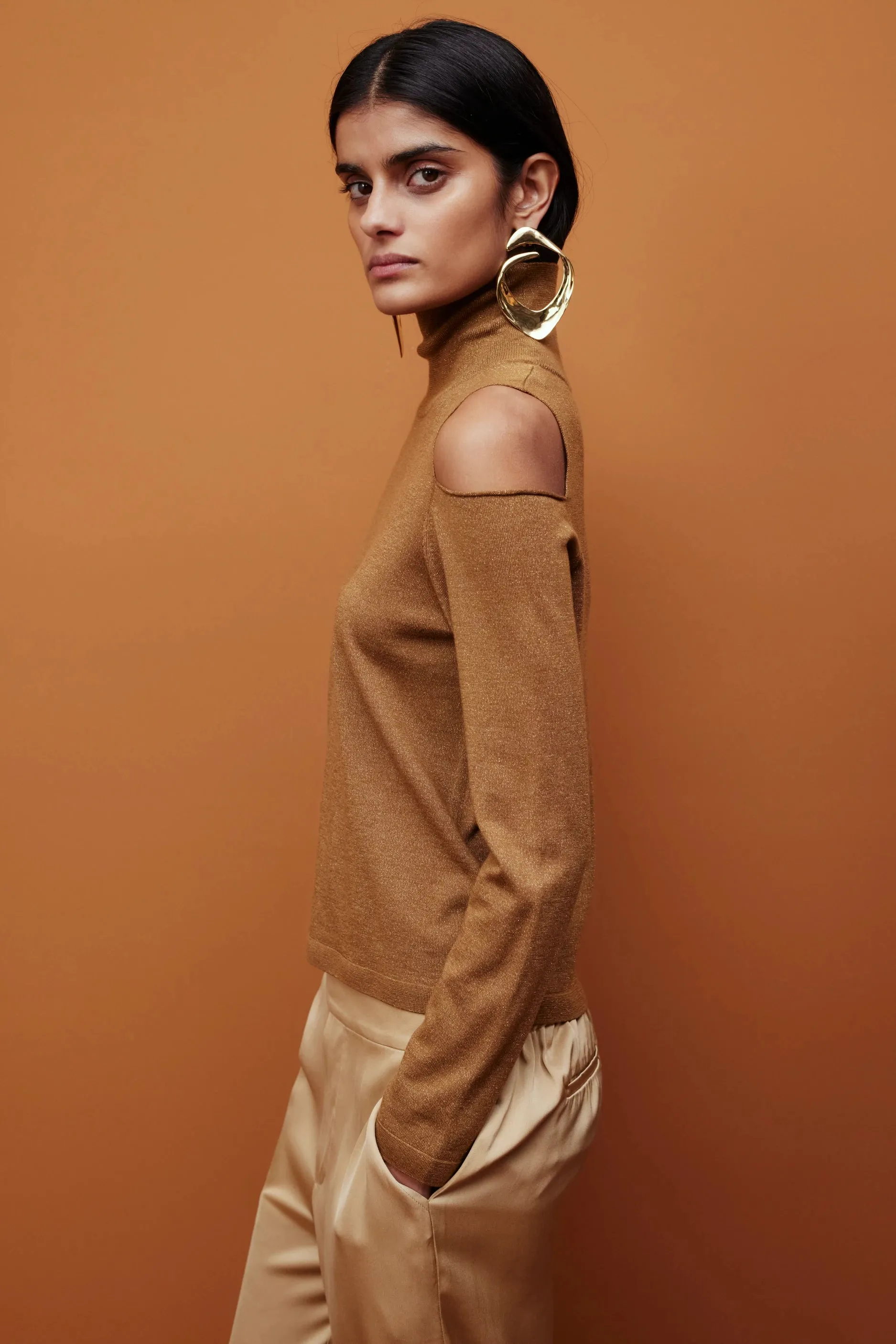 Woll-Mischung Pullover in Beige sold by Allude product image thumbnail 2