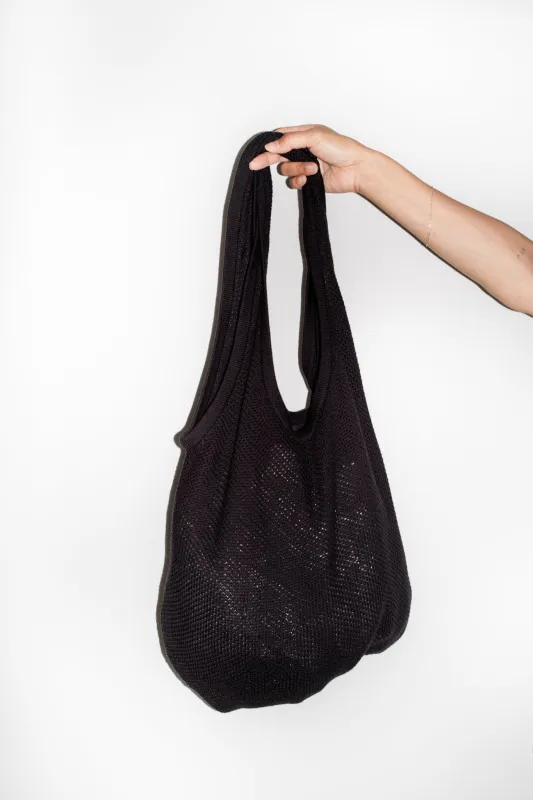 Robby Knit Tote in Black made by et Tigre