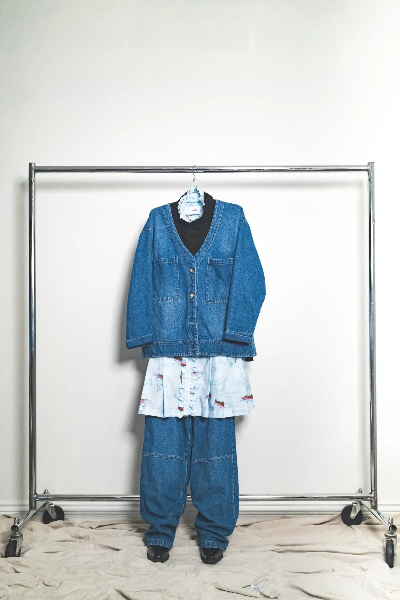 Alicia Turtleneck in Black sold by et Tigre product image thumbnail 3