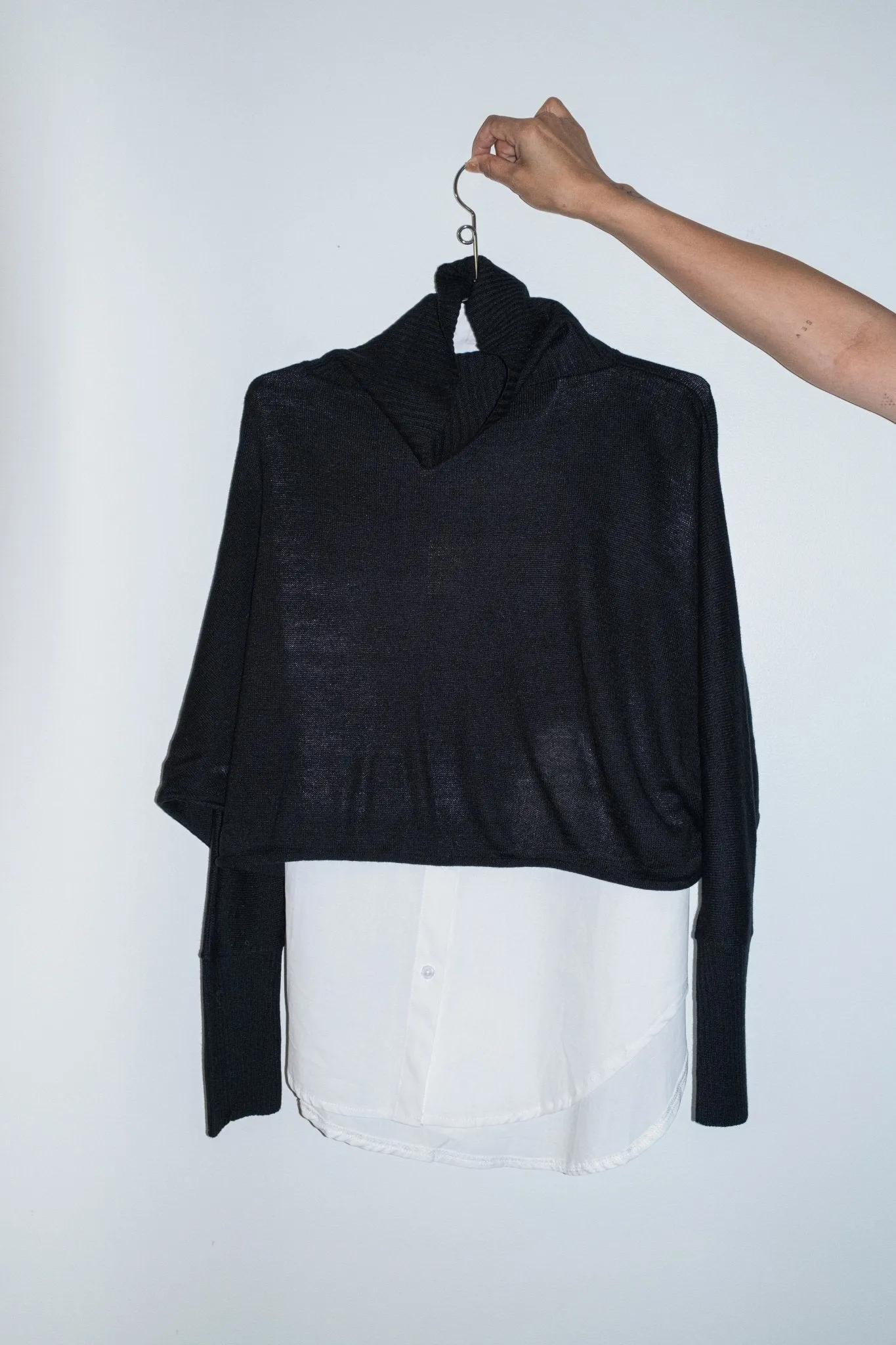 Alicia Turtleneck in Black sold by et Tigre product image thumbnail 4