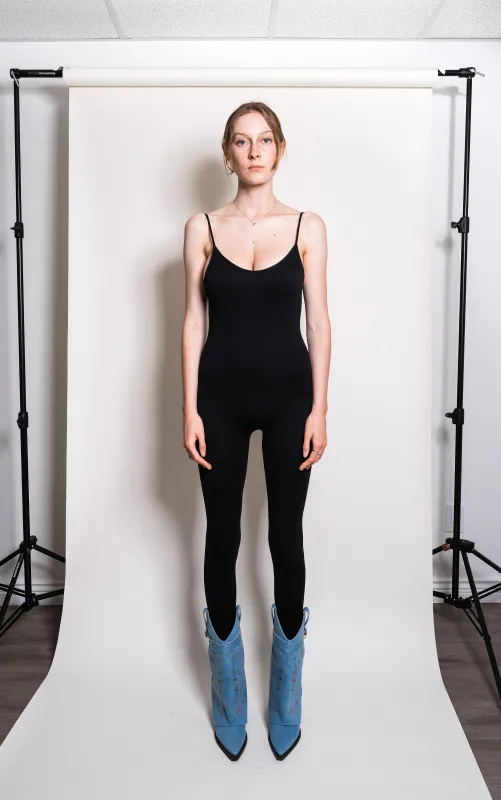 Clara Jumpsuit in Black made by et Tigre