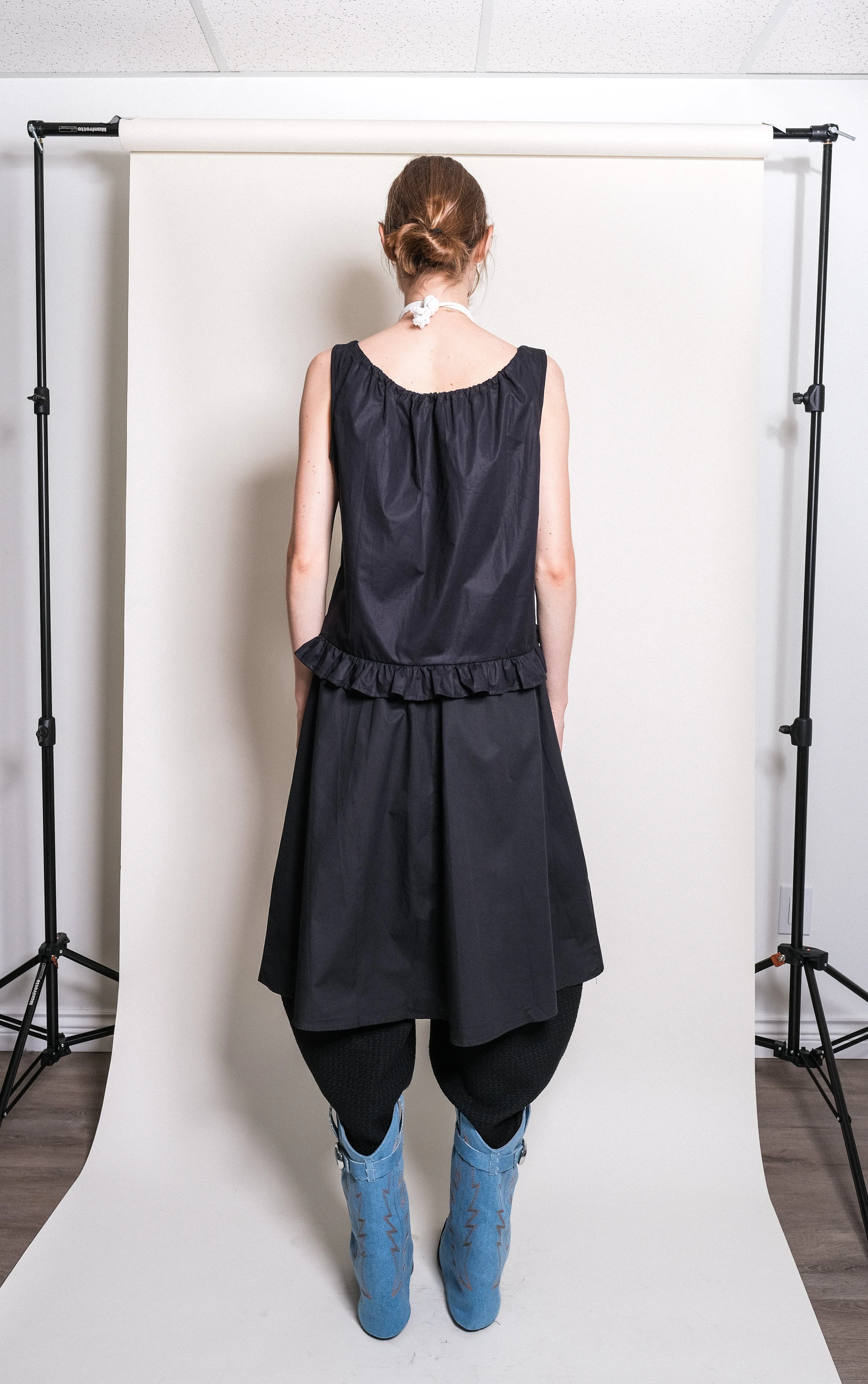 Soleil Skirt in Black Solid sold by et Tigre product image thumbnail 4