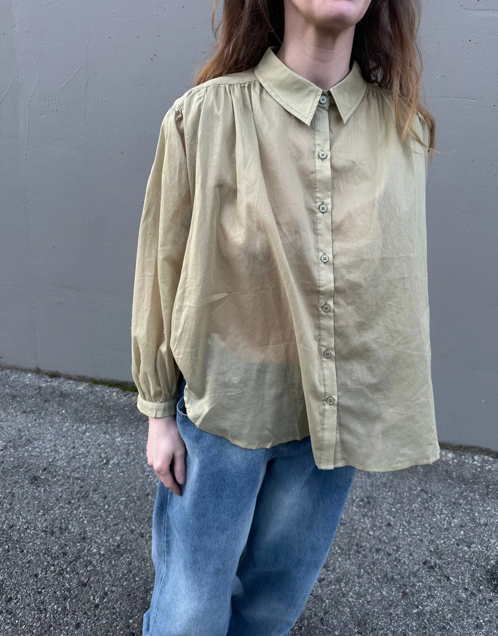 Michele Blouse in Olive sold by et Tigre product image thumbnail 2
