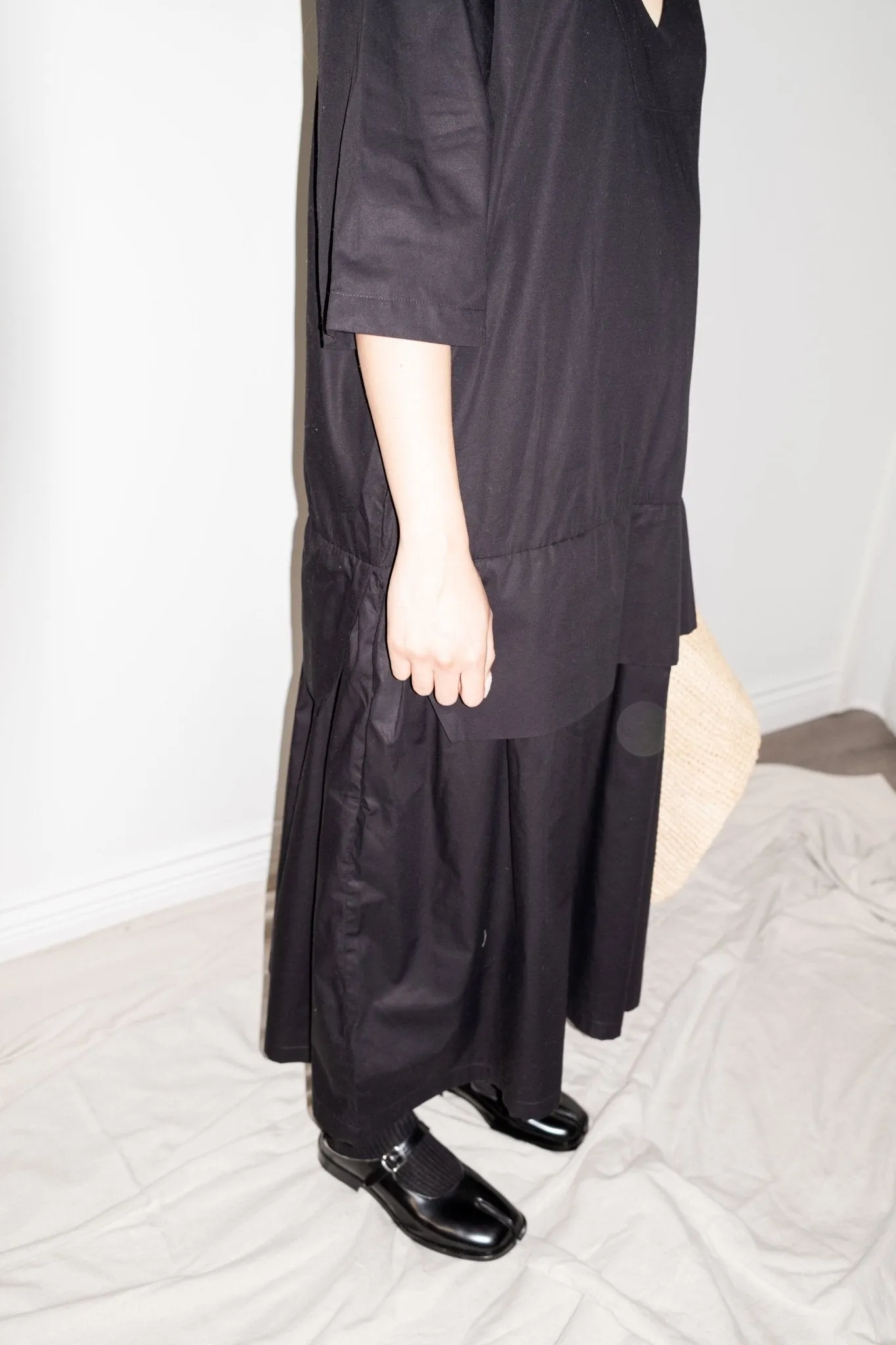 Suzanne Dress in Black sold by et Tigre product image thumbnail 3