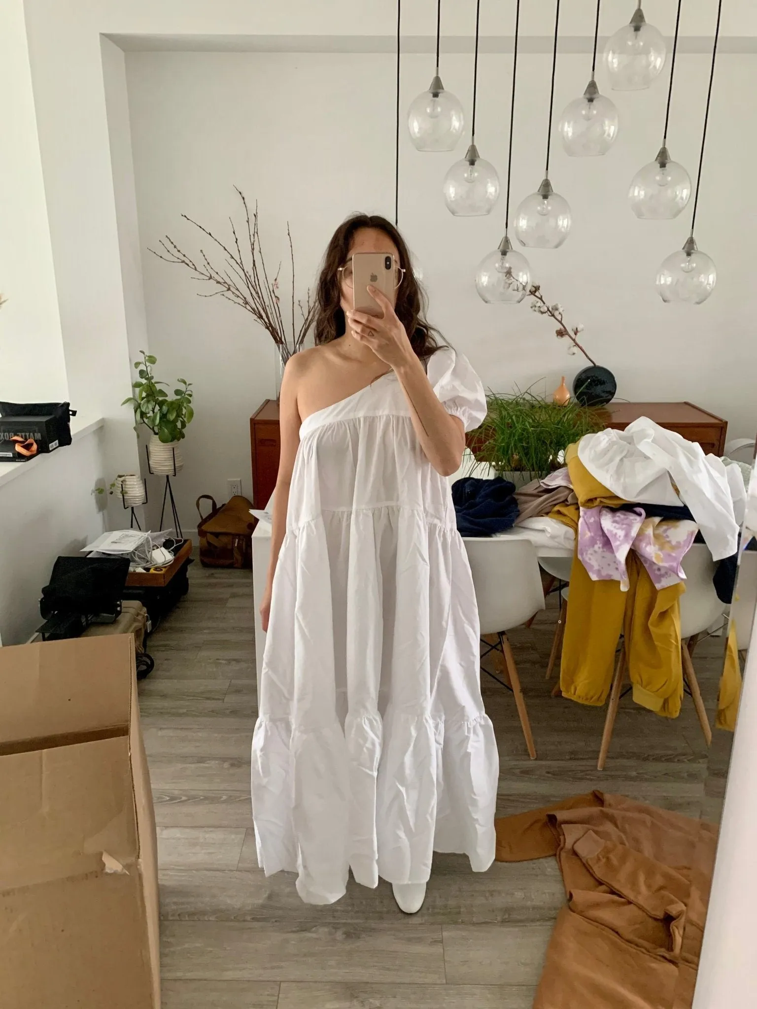 Yang Dress in White sold by et Tigre product image thumbnail 2