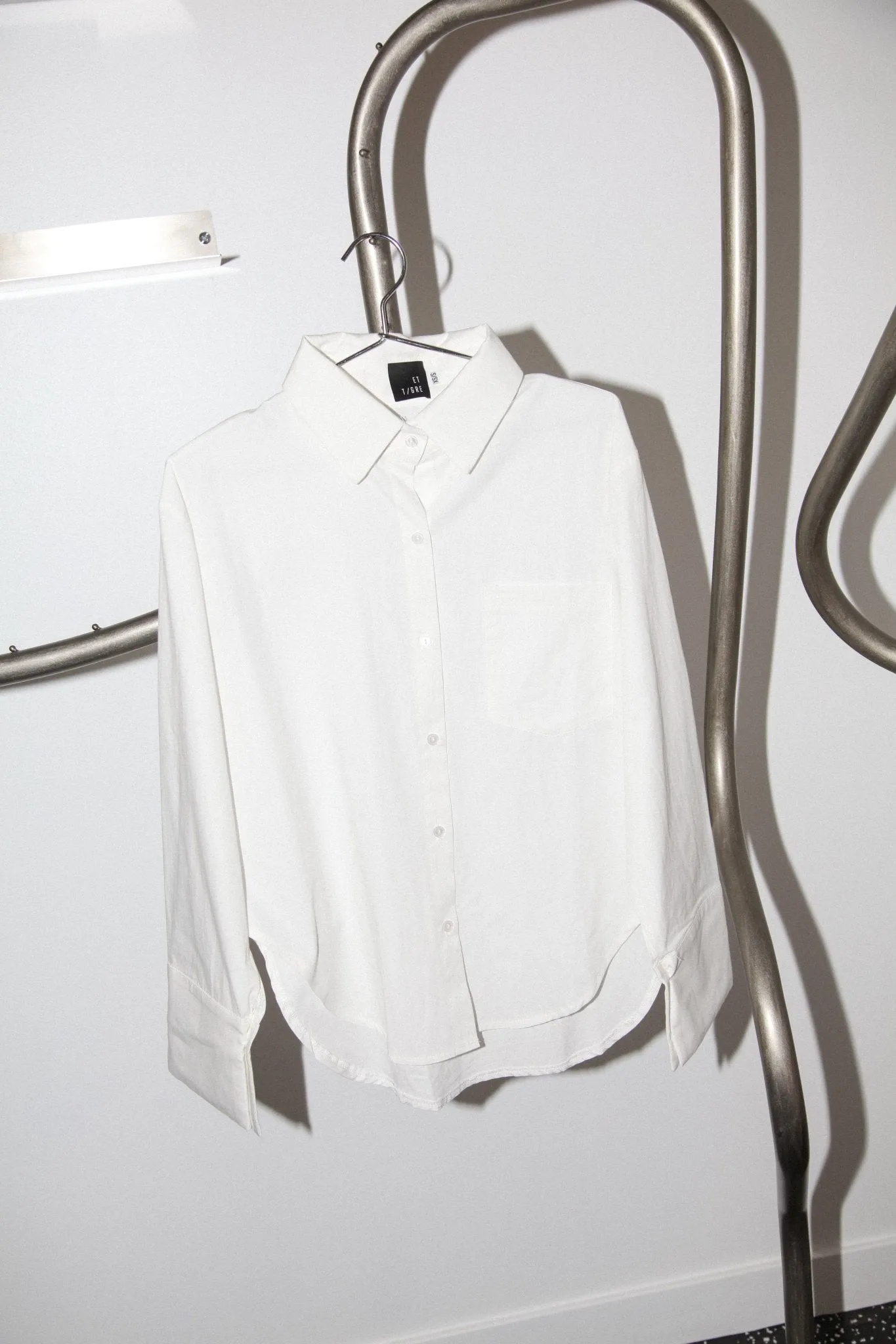 Alistair Shirt in White sold by et Tigre product image thumbnail 4