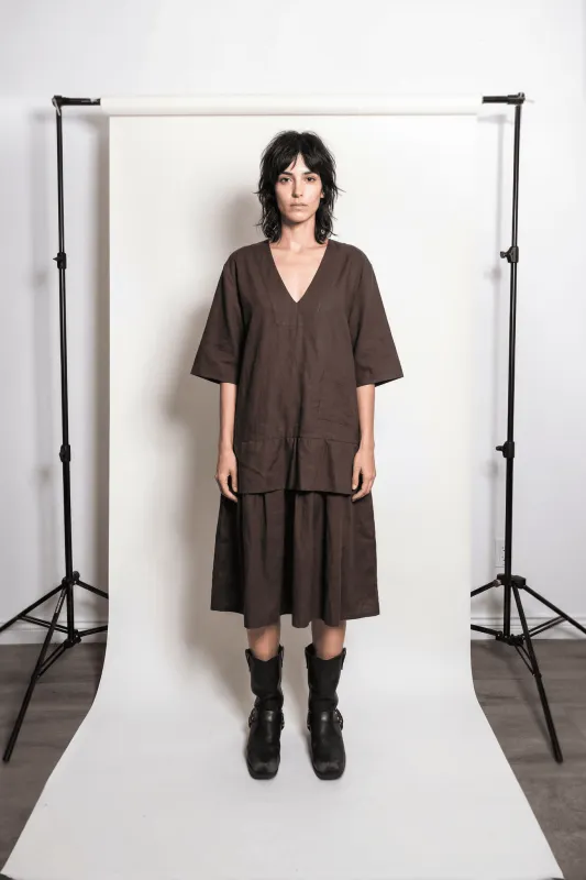 Suzanne Dress in Mushroom made by et Tigre