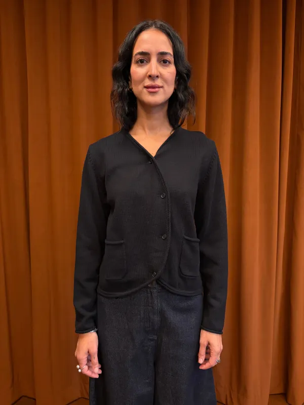 Riava Cardigan in Black made by et Tigre