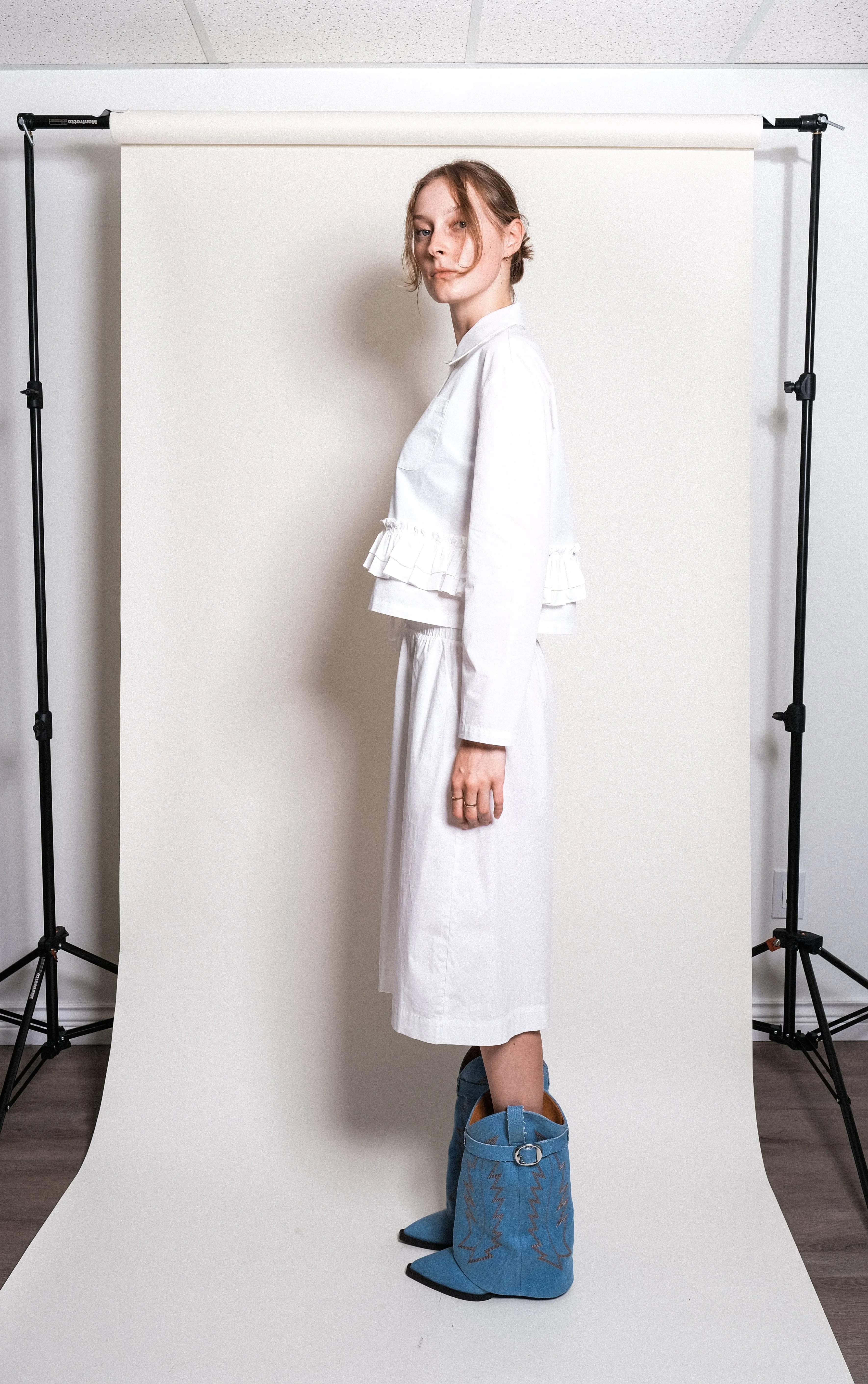 Yee Shirt in White sold by et Tigre product image thumbnail 3