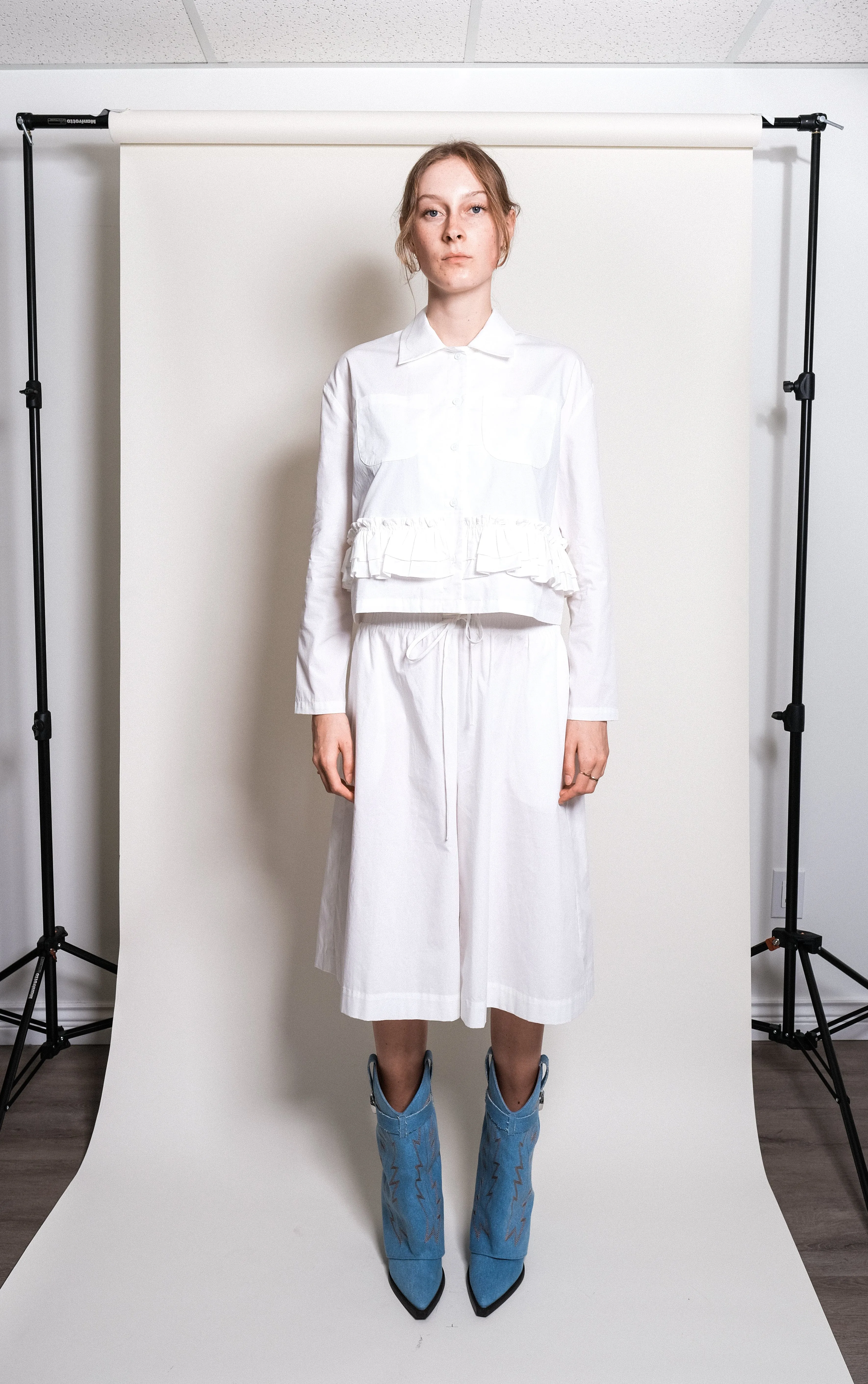 Yee Shirt in White sold by et Tigre