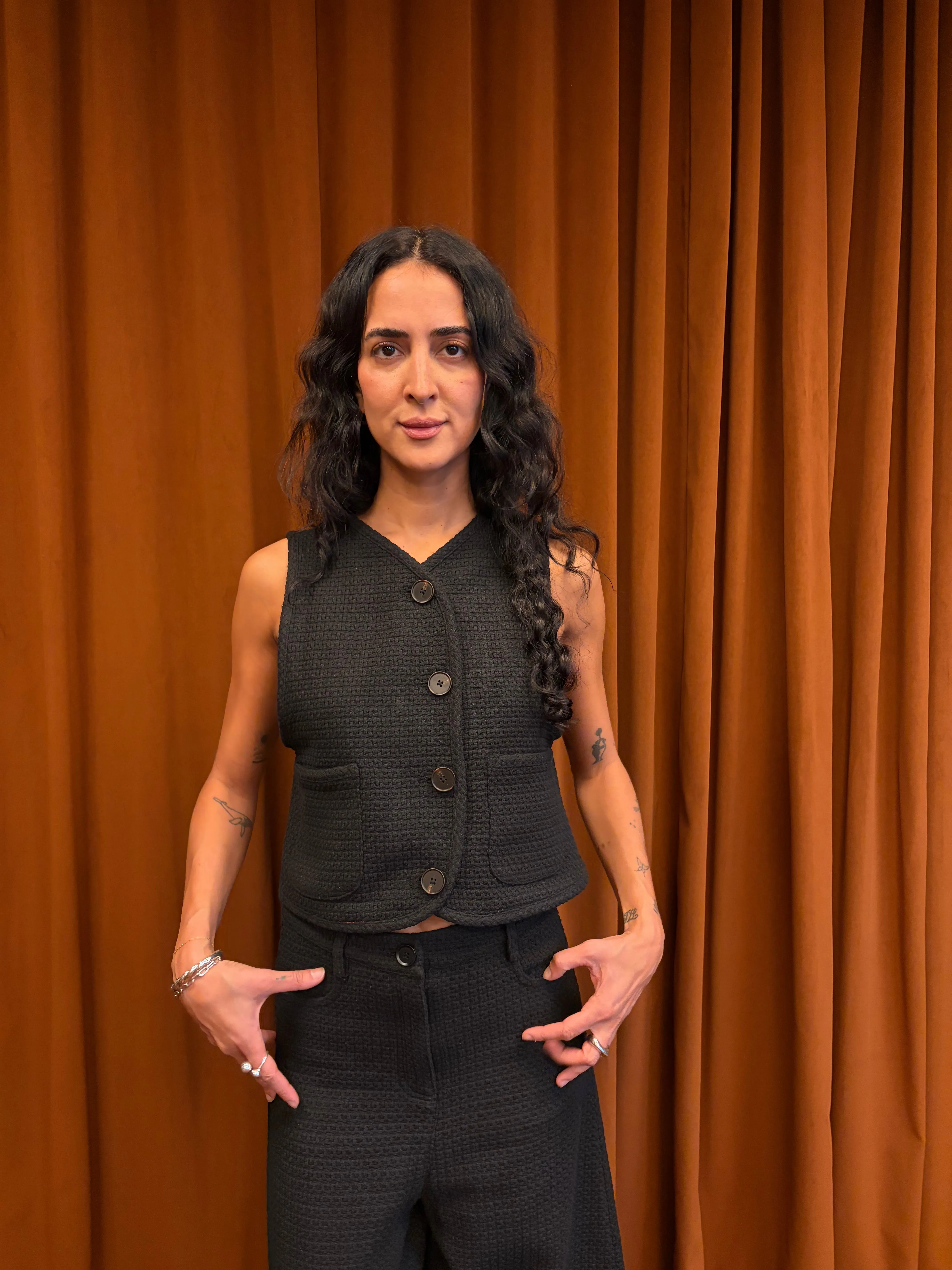 Chelito Vest in Black sold by et Tigre