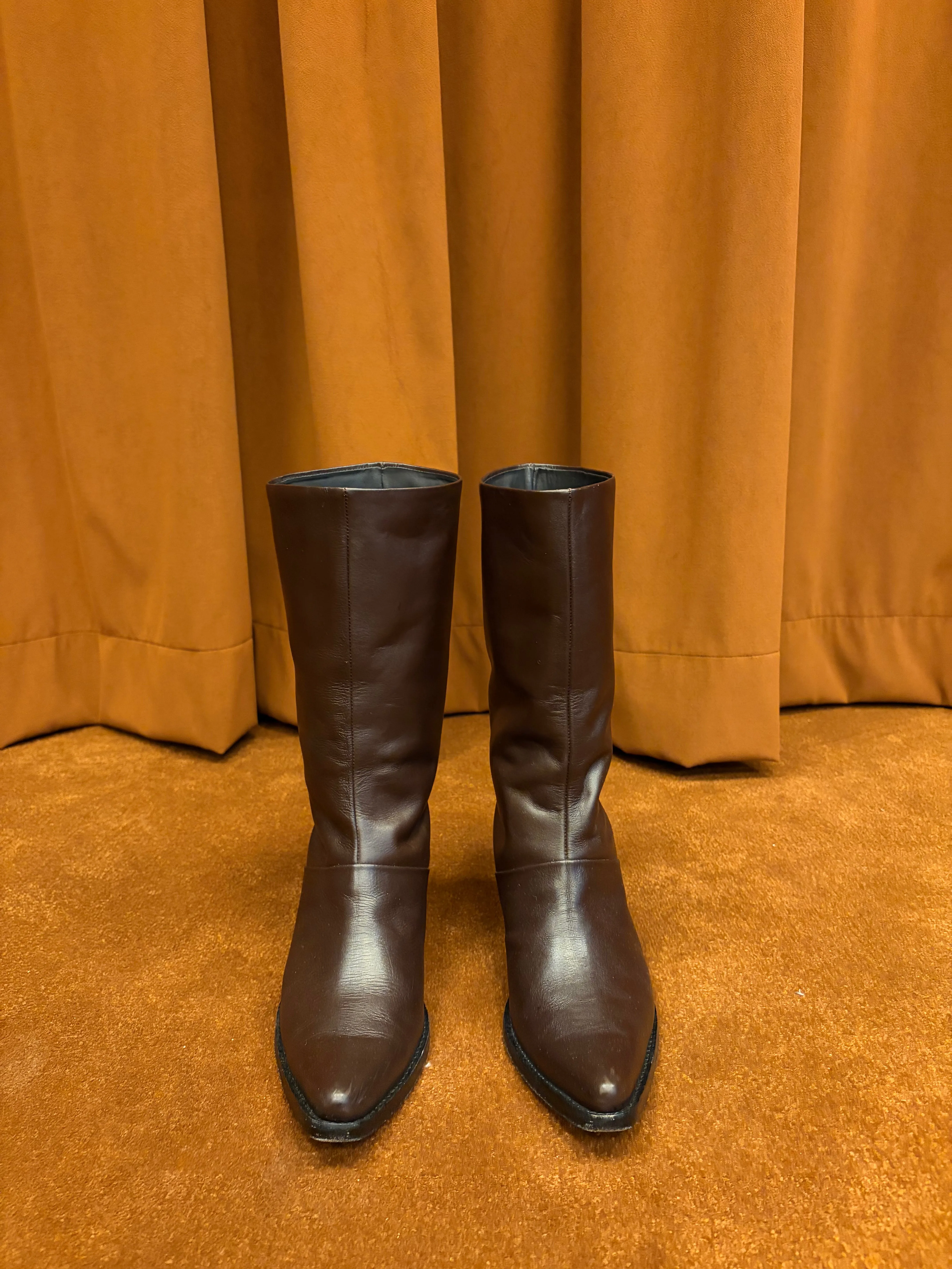 Jackie Boot in Richato Chocolate sold by et Tigre product image thumbnail 5