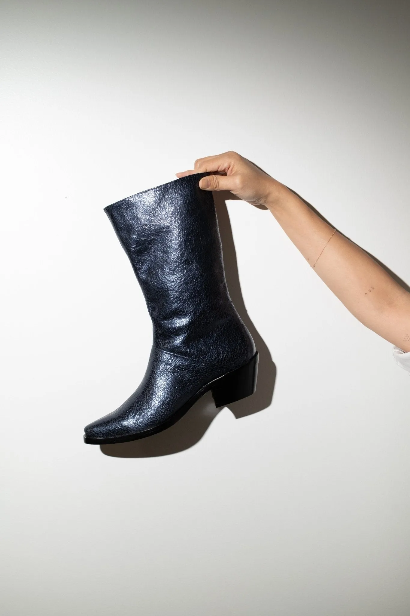 Jackie Boot in Metallic Blue sold by et Tigre product image thumbnail 2