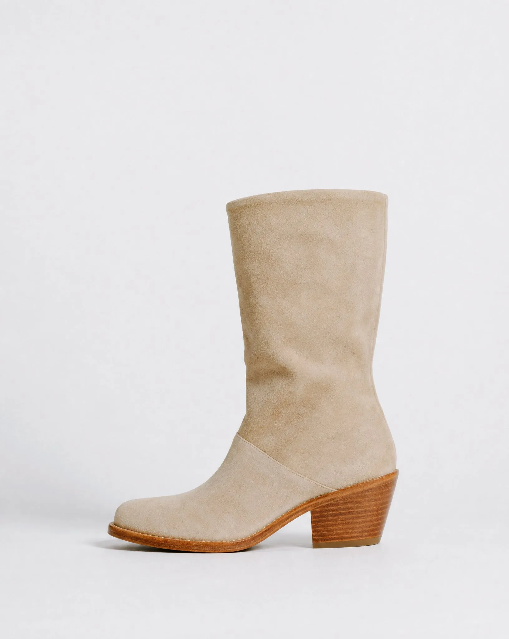 Jackie Boot in Nubuck Suede sold by et Tigre product image thumbnail 3