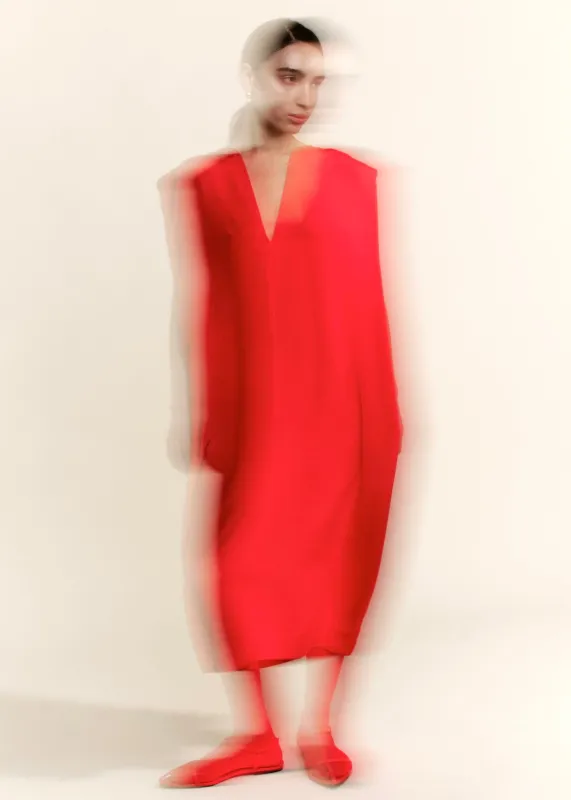 Sculpt Dress | Crimson 3 Ply Silk Crepe made by Modern Weaving