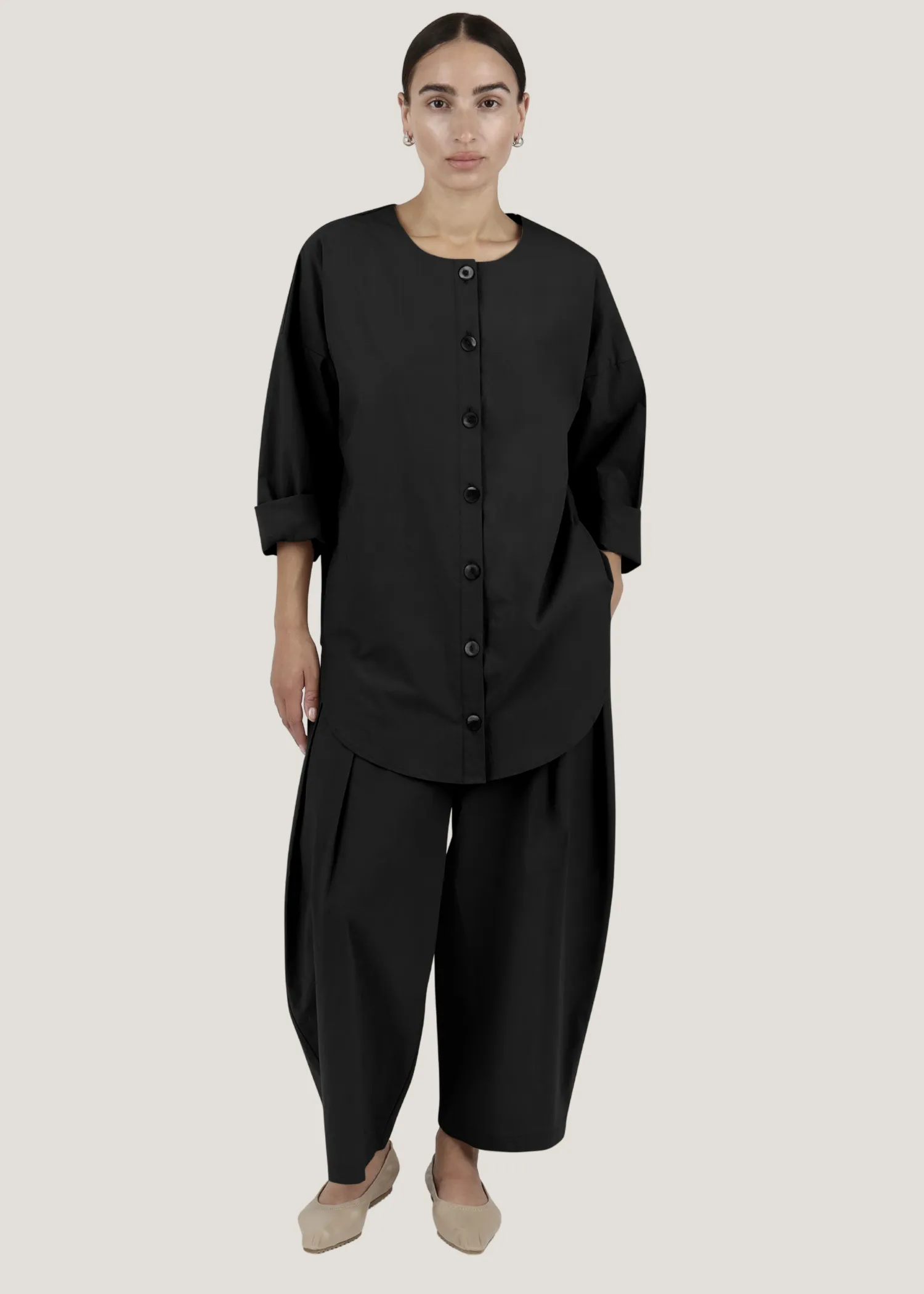 Voluminous Pleat Trouser | Black Parchment Poplin sold by Modern Weaving product image thumbnail 3