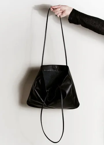 Narrow Oval Relaxed Tote | Black sold by Modern Weaving product image thumbnail 3