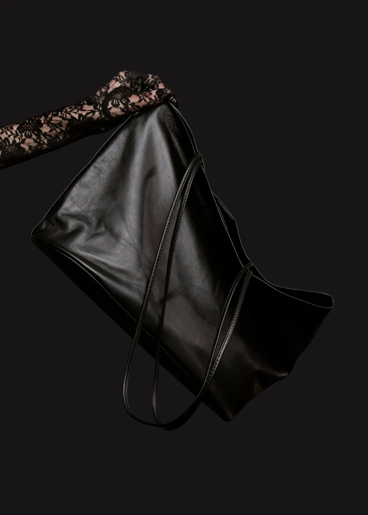 Large Relaxed Oval Tote | Black sold by Modern Weaving product image thumbnail 2