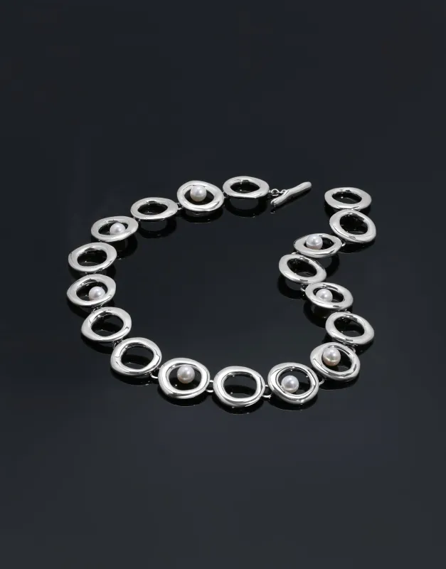 Nested Pearls Imperfect Circles Choker | Sterling Silver made by Modern Weaving