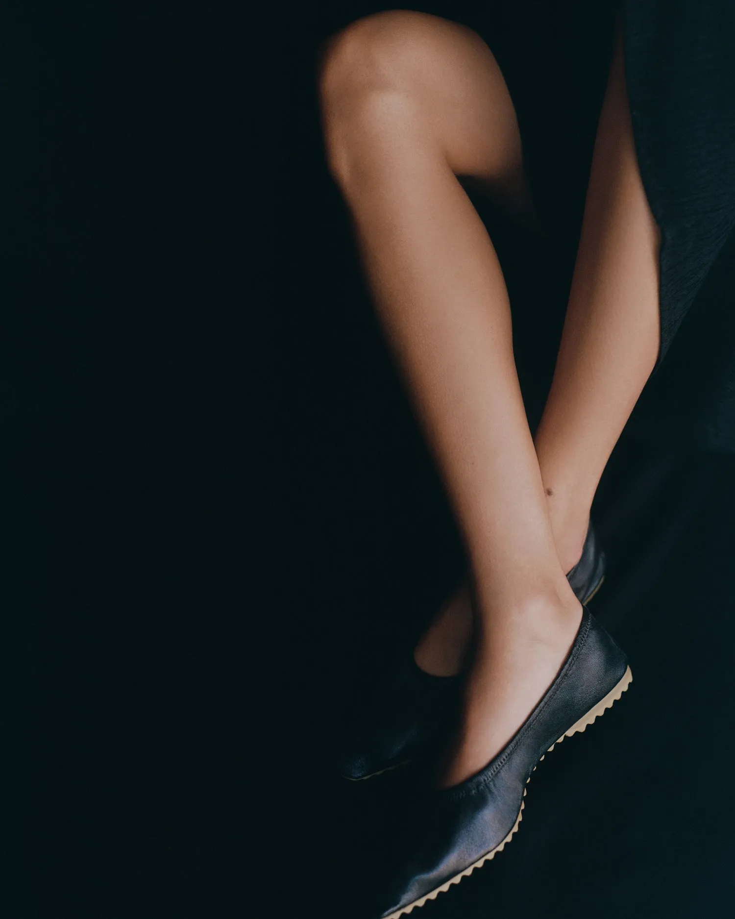 Ballet | Black sold by Modern Weaving product image thumbnail 4