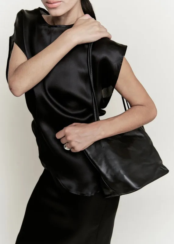 Relaxed Basket | Black made by Modern Weaving