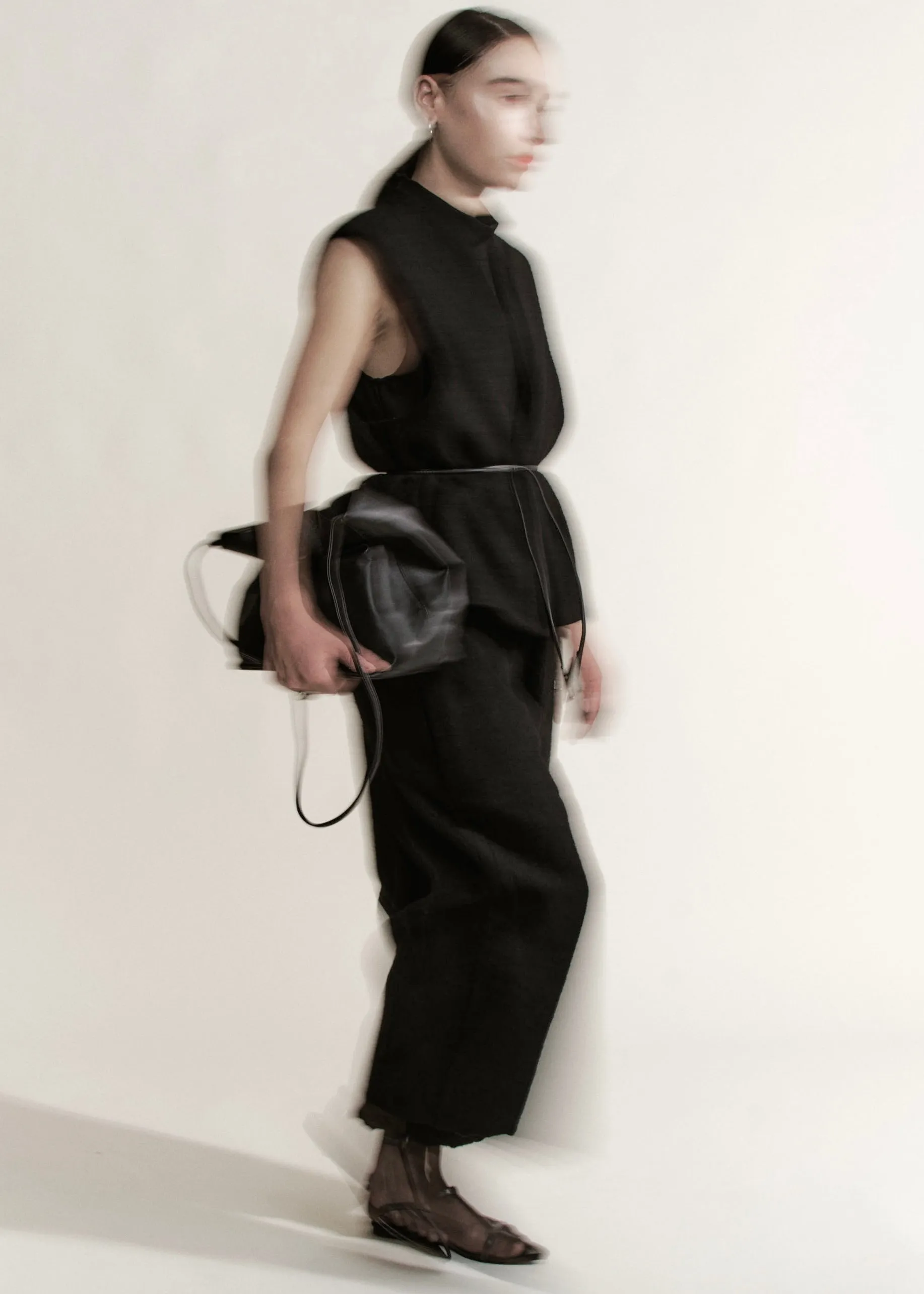 Single Strap Tall Crossbody | Black sold by Modern Weaving