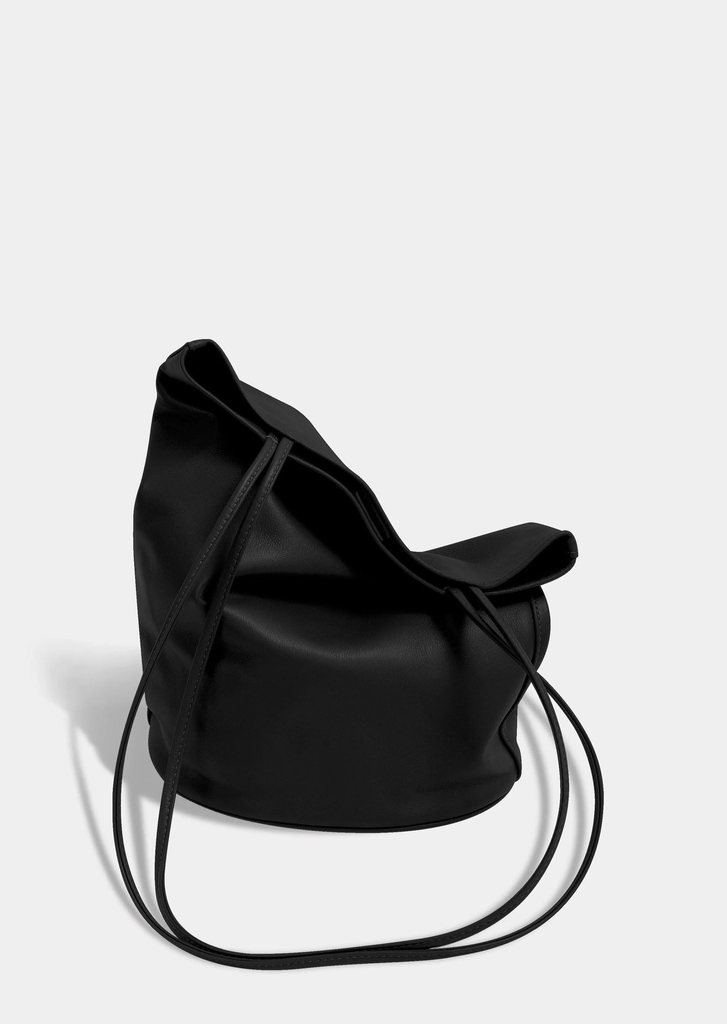 Drape Oval Bucket | Black sold by Modern Weaving product image thumbnail 4