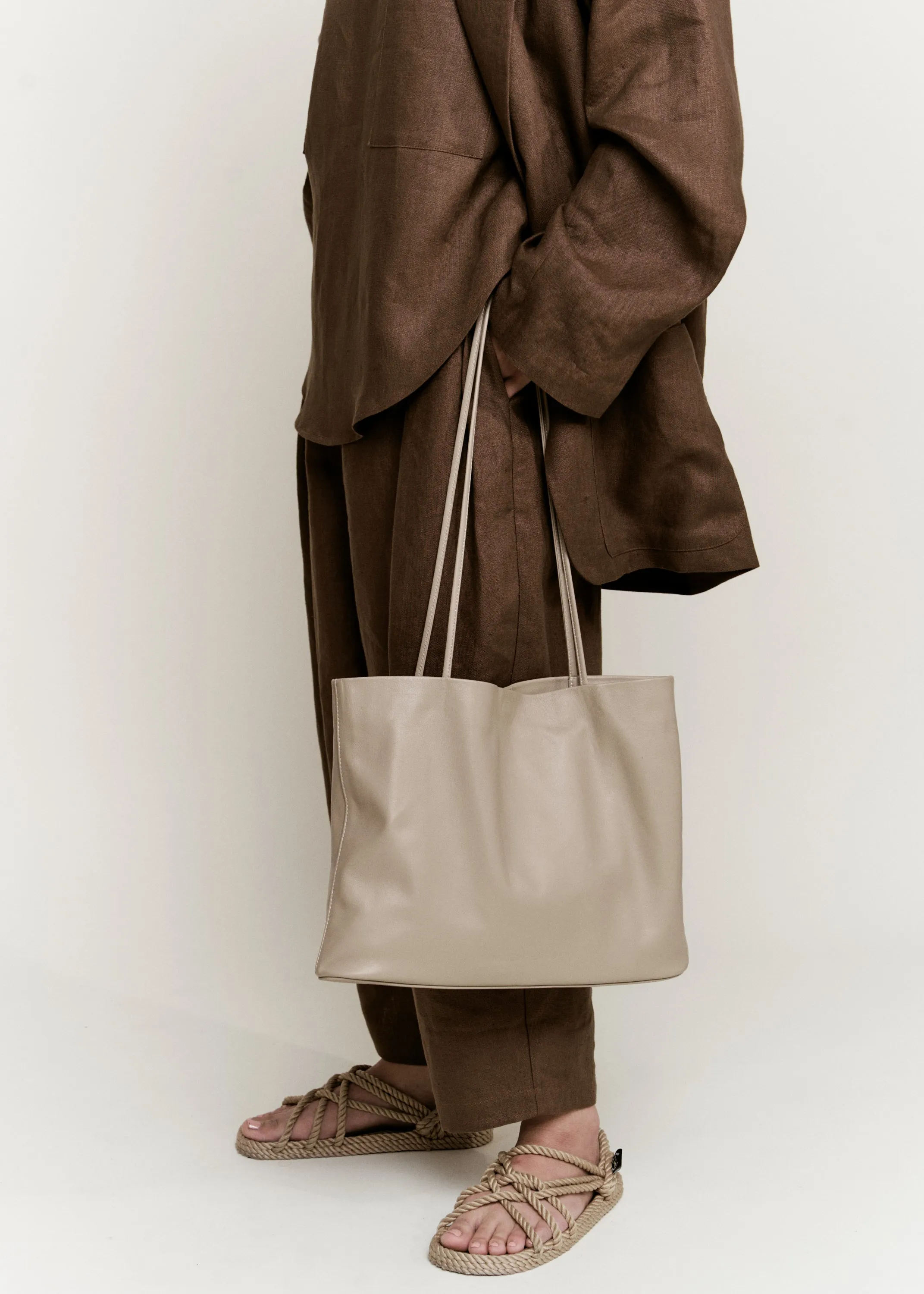 Narrow Oval Relaxed Tote | Taupe sold by Modern Weaving product image thumbnail 4