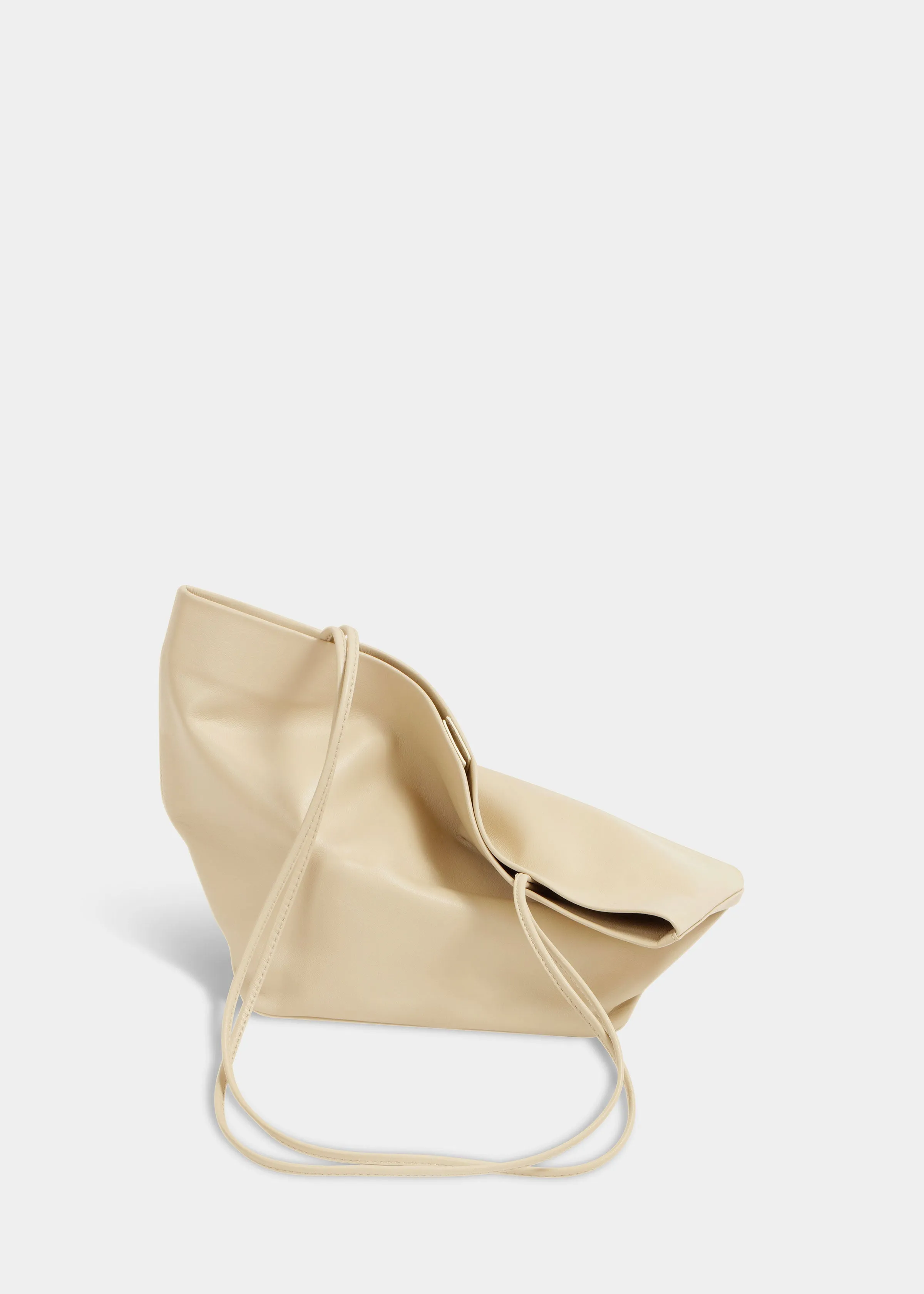 Relaxed Basket | Ecru sold by Modern Weaving