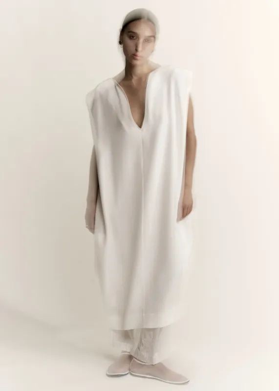 Sculpt Dress | Off White 3 Ply Silk Crepe made by Modern Weaving