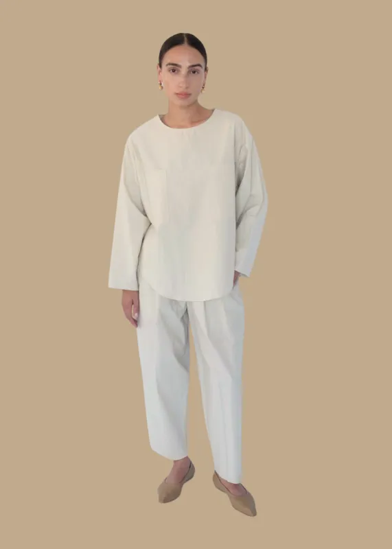 Pocket Popover Top | Eggshell Parchment Poplin made by Modern Weaving