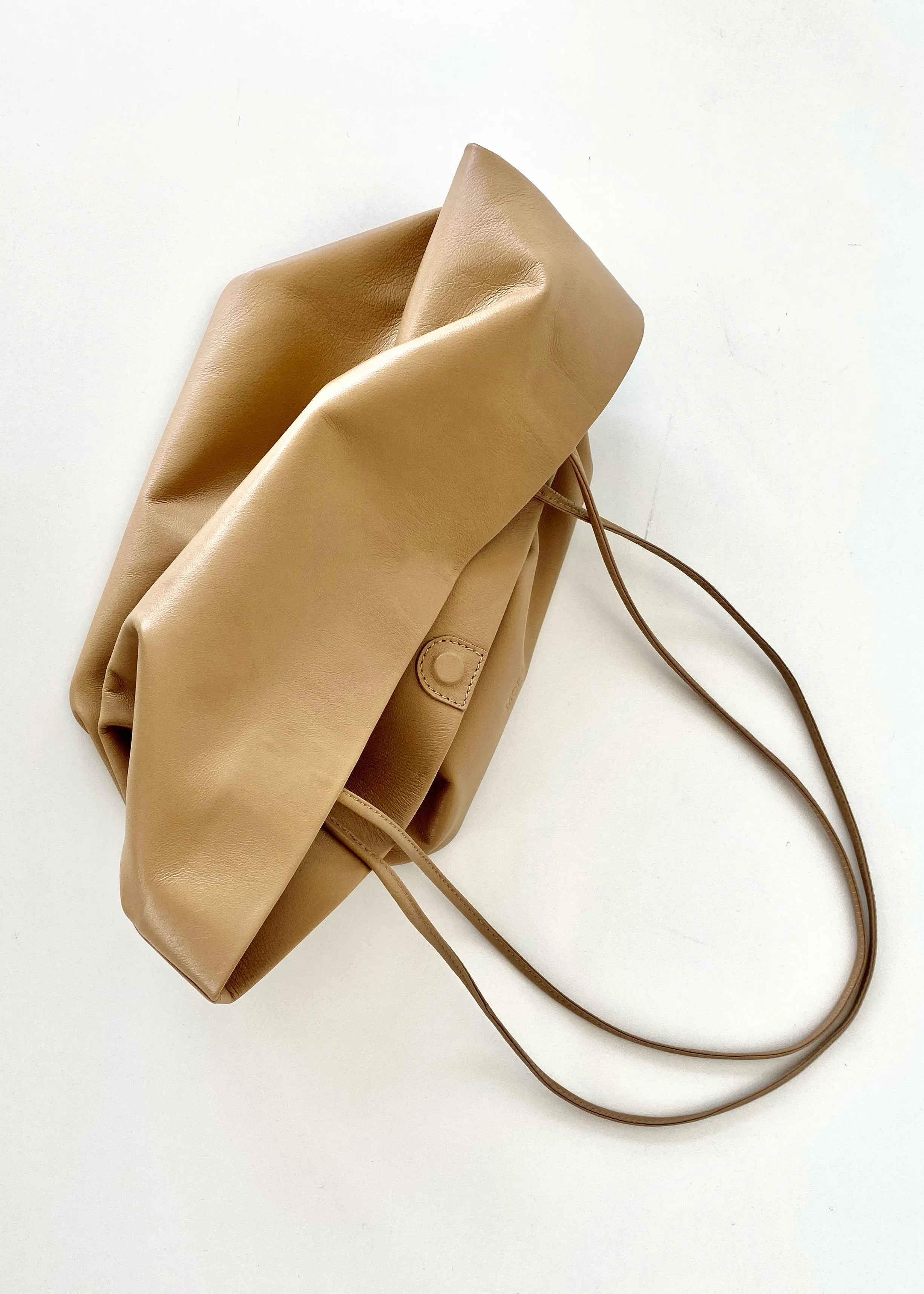 Relaxed Basket Bag | Camel sold by Modern Weaving