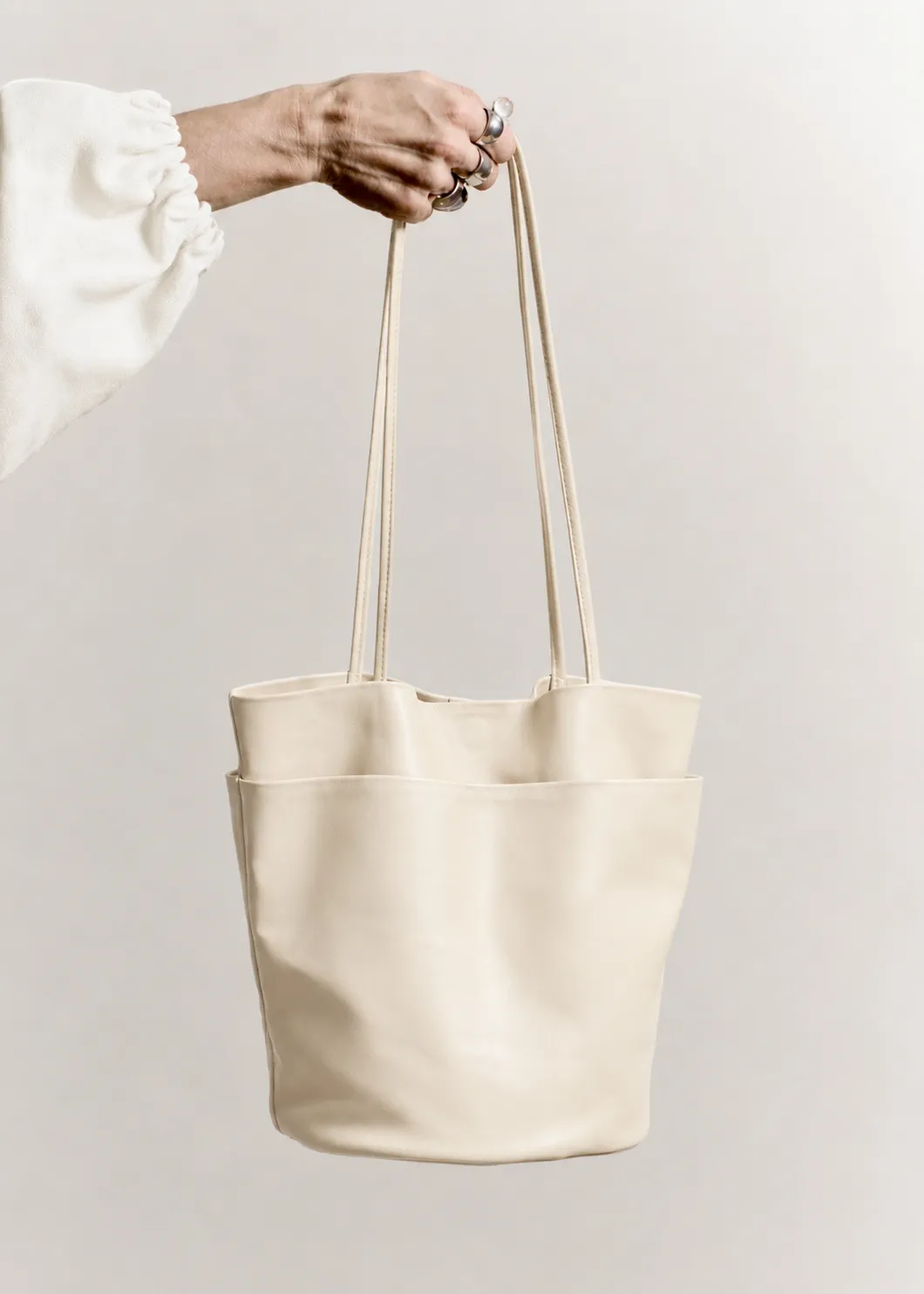 Dual Pocket Bucket | Creme sold by Modern Weaving