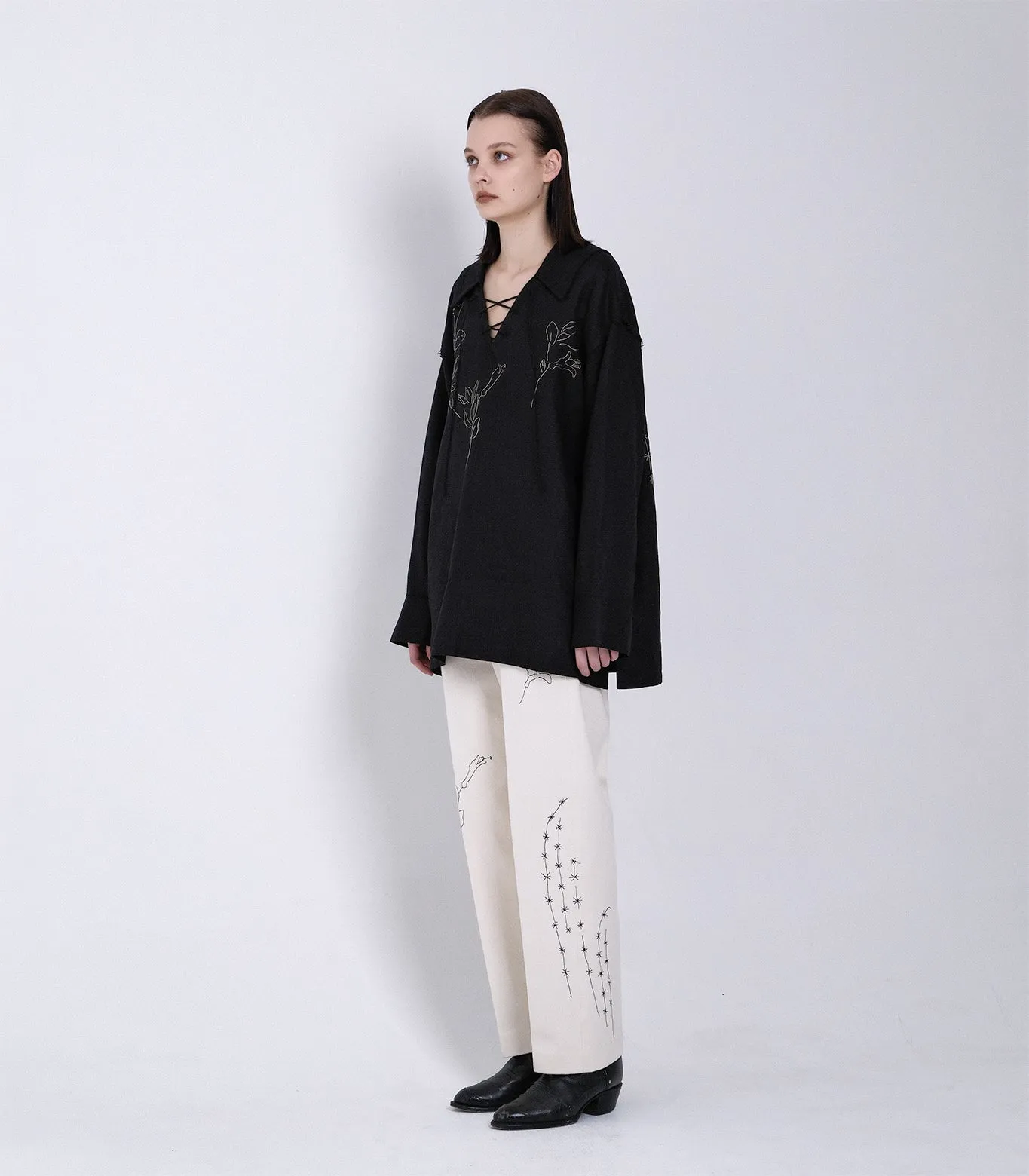THE TUNIC - BLACK LINEN (EMBROIDERY) sold by TANAKA product image thumbnail 5