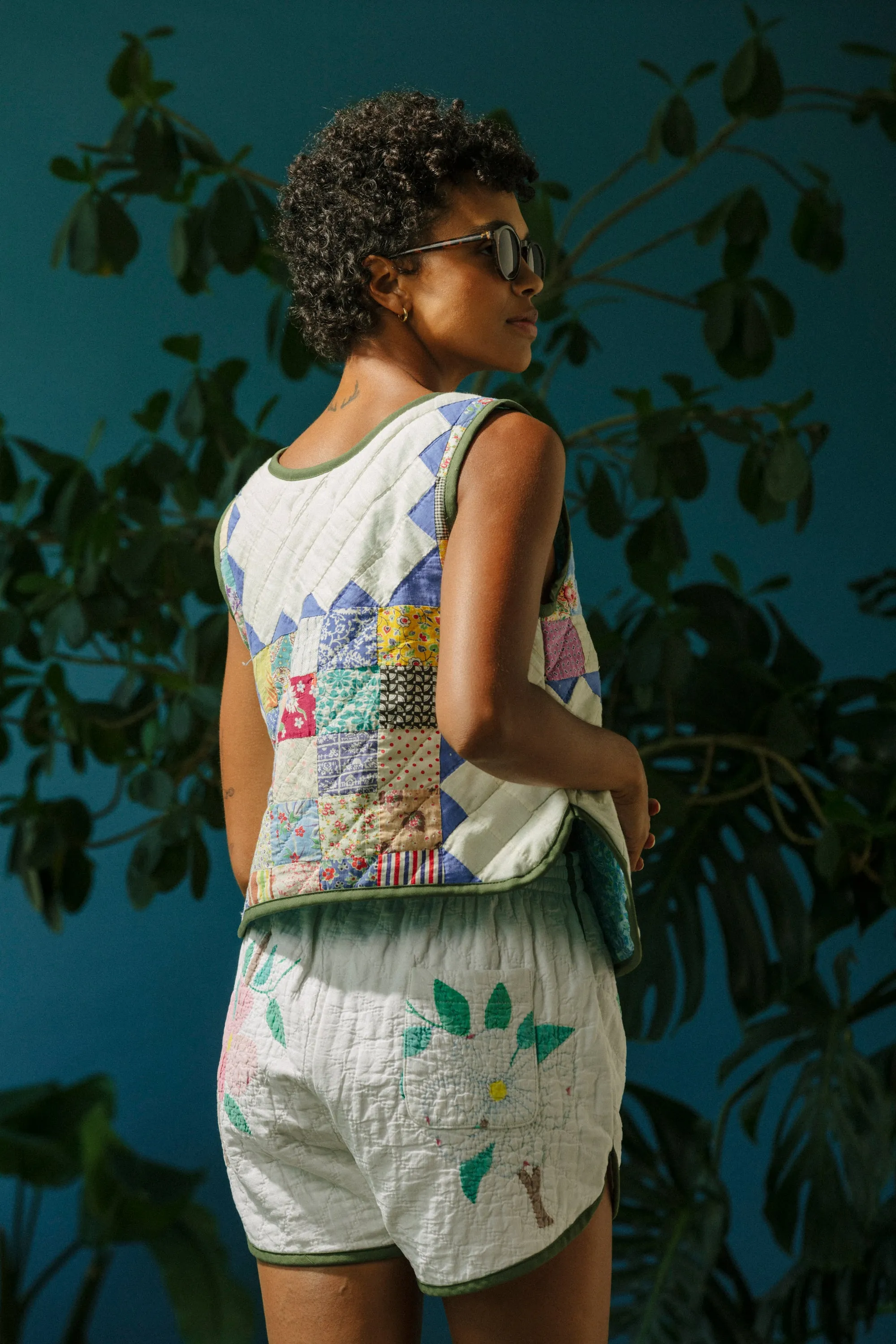 Quilt Scallop Tank - Steps & Blocks (Small) sold by CARLEEN product image thumbnail 4