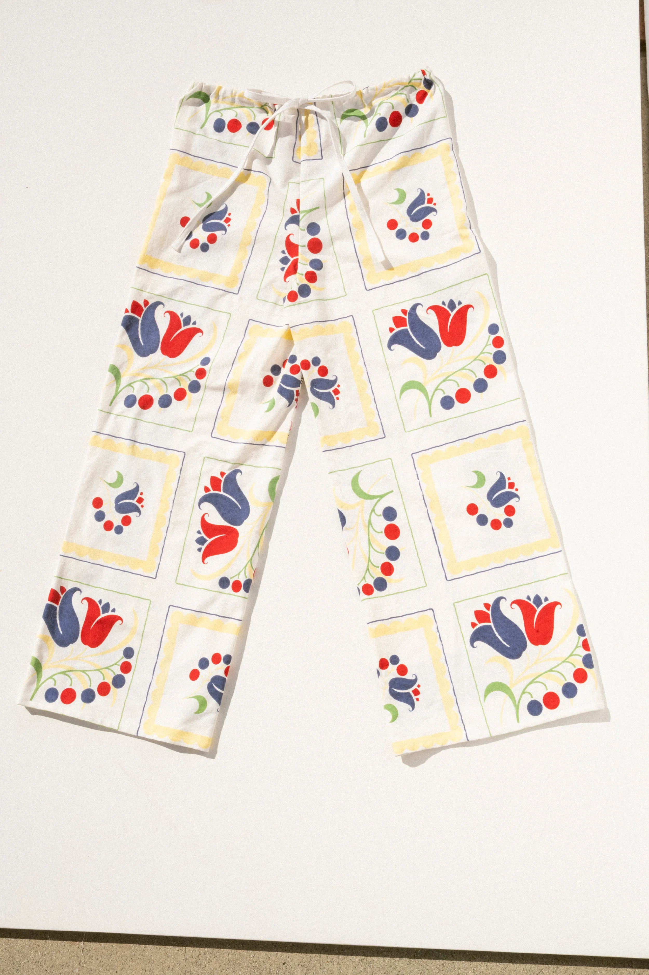 Scout Tie-Back Pant - Vine/Graphic (S) sold by CARLEEN product image thumbnail 5