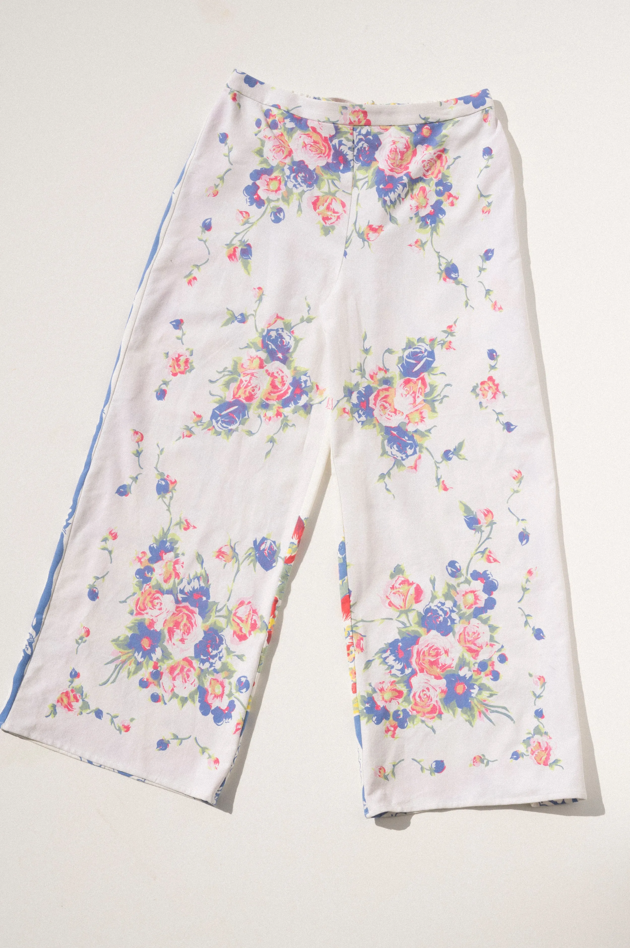 Scout Tie-Back Pant - Roses/Fruit (XL) sold by CARLEEN