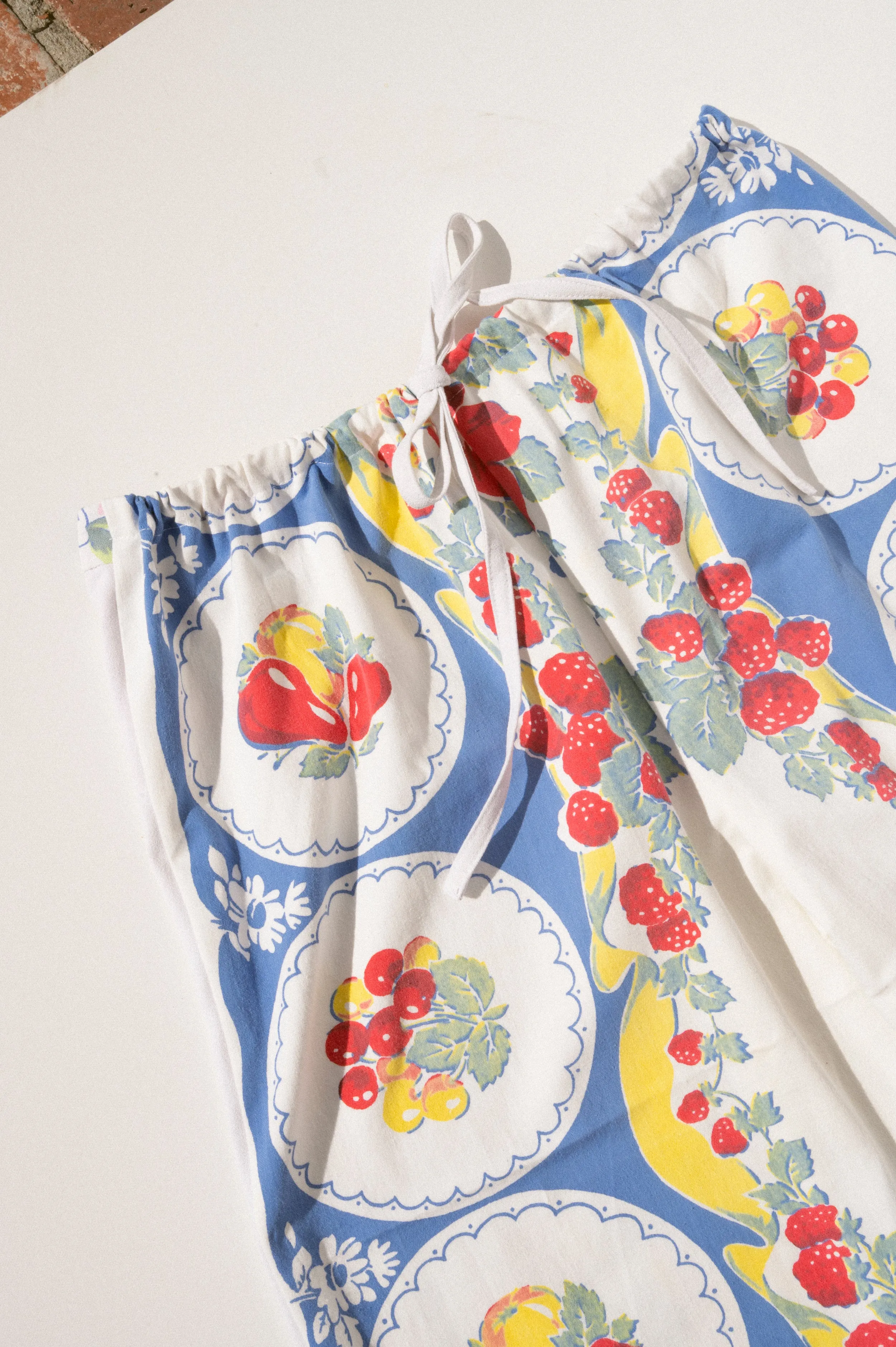 Scout Tie-Back Pant - Roses/Fruit (XL) sold by CARLEEN product image thumbnail 3