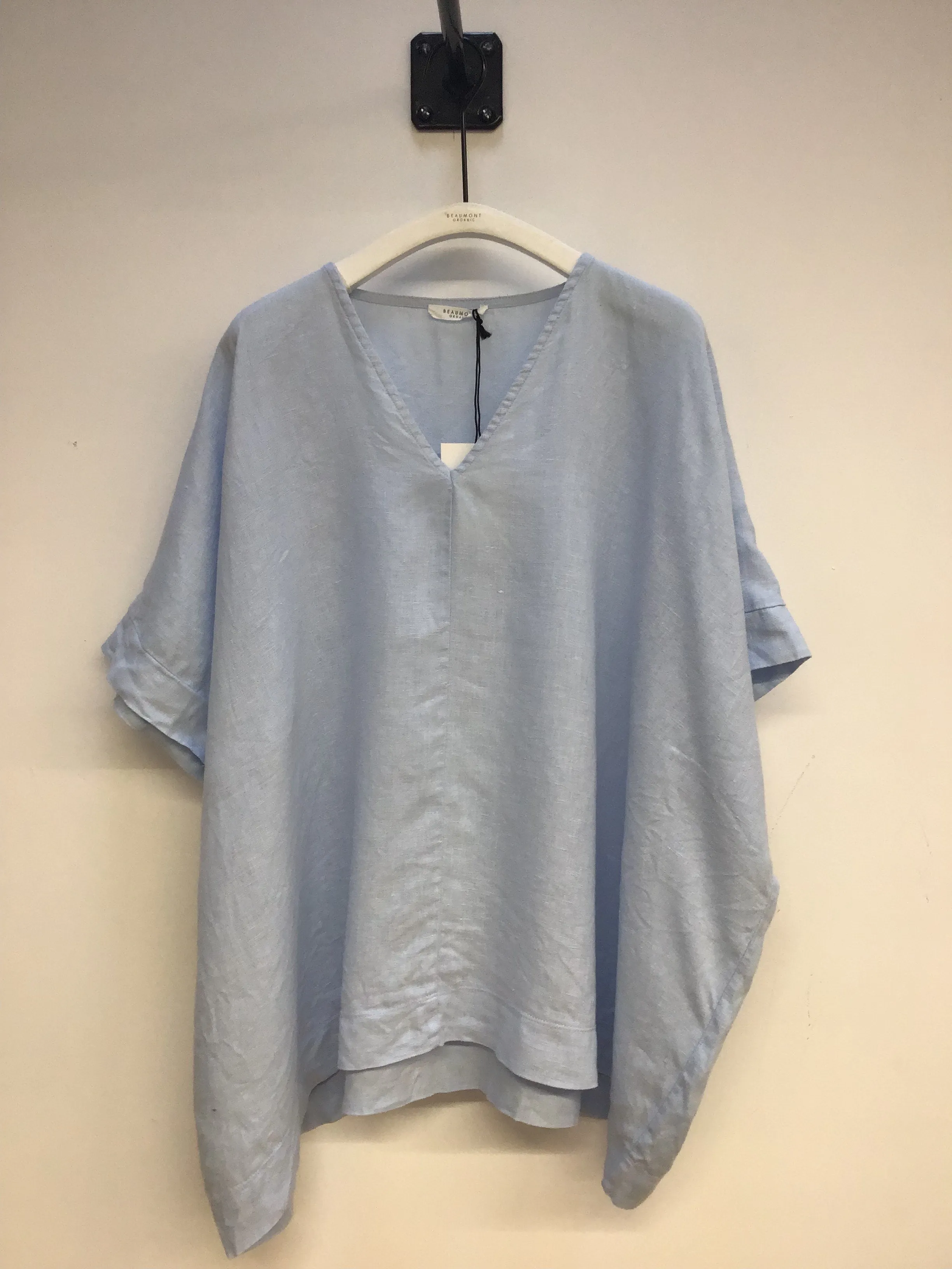 Leonor Linen Top in Pale Blue L Preloved sold by Beaumont Organic