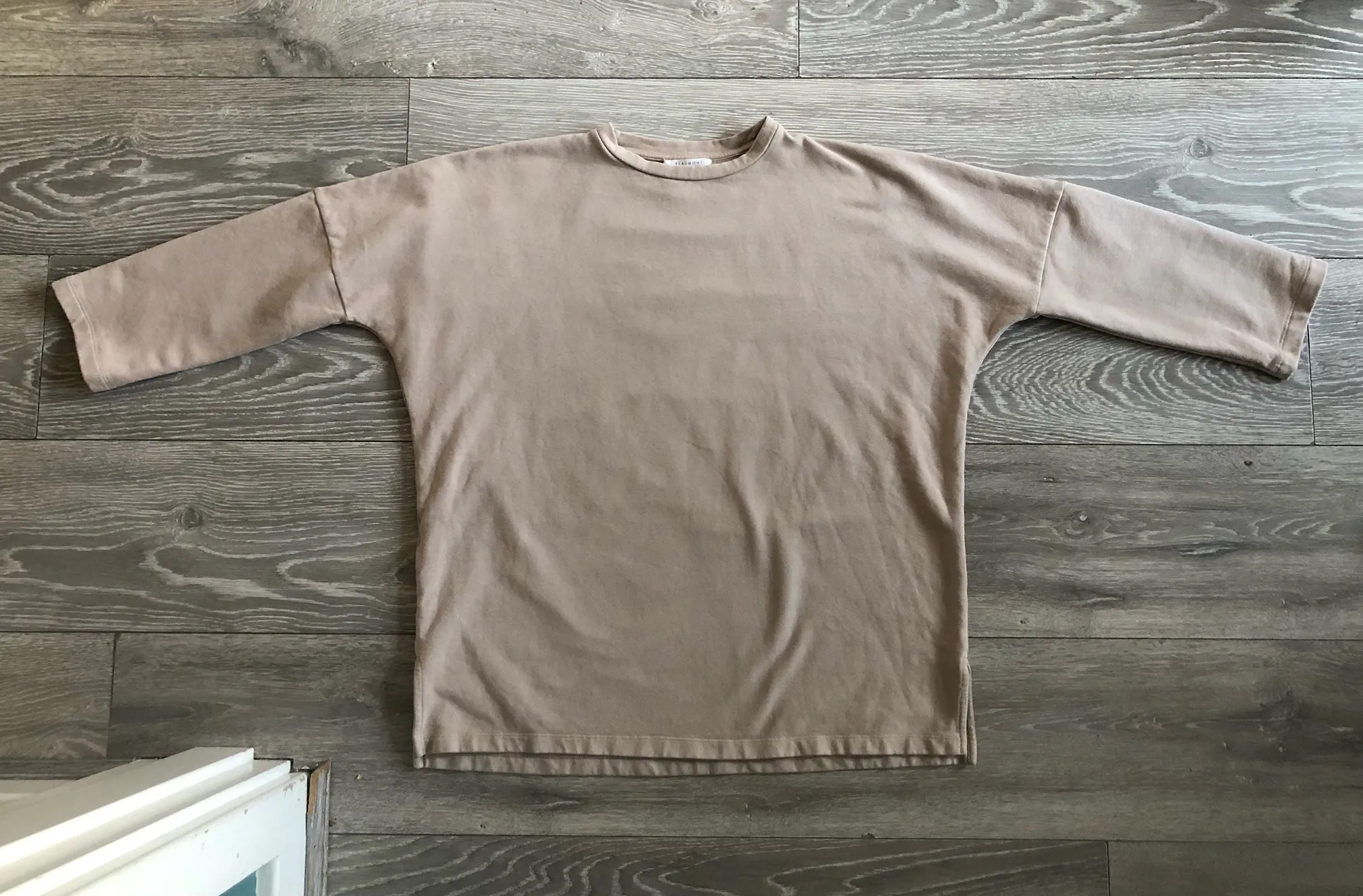Soma Organic Cotton Sweatshirt in Crepe Size XS Preloved sold by Beaumont Organic product image thumbnail 5