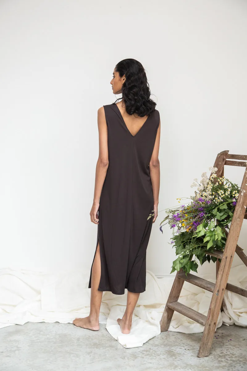Catalina-Lou Lyocell Dress in Charcoal sold by Beaumont Organic product image thumbnail 3