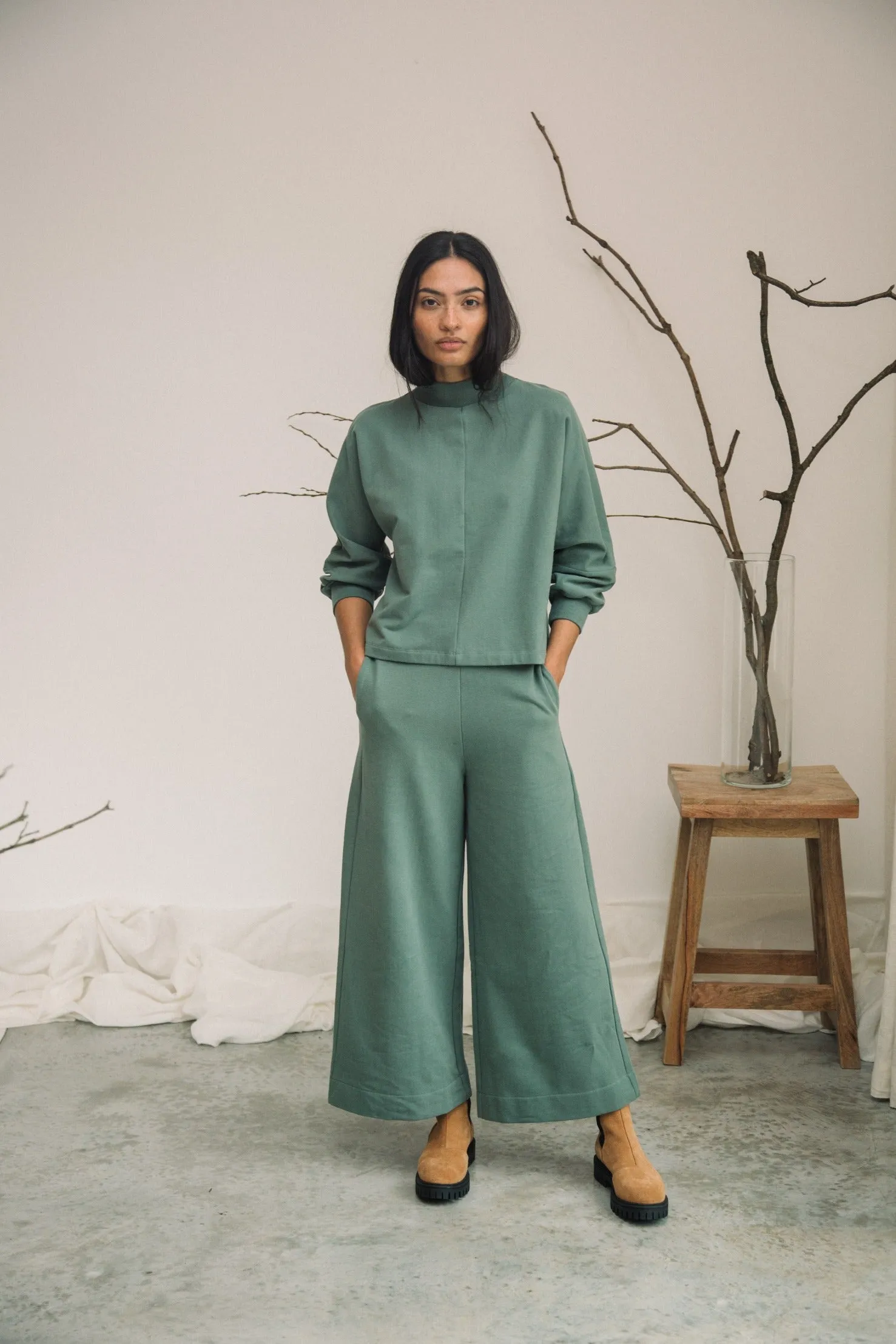 Taya Organic Cotton Felpe Jogger in Eucalyptus sold by Beaumont Organic