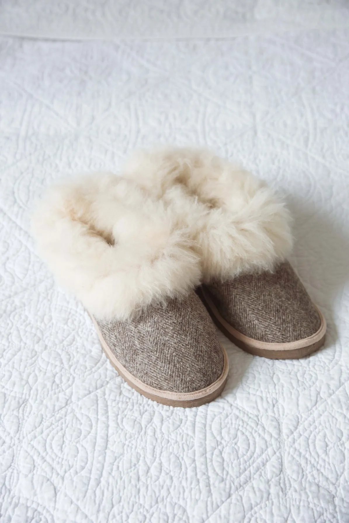 Pantufas Sheepskin Herringbone Slippers sold by Beaumont Organic product image thumbnail 3