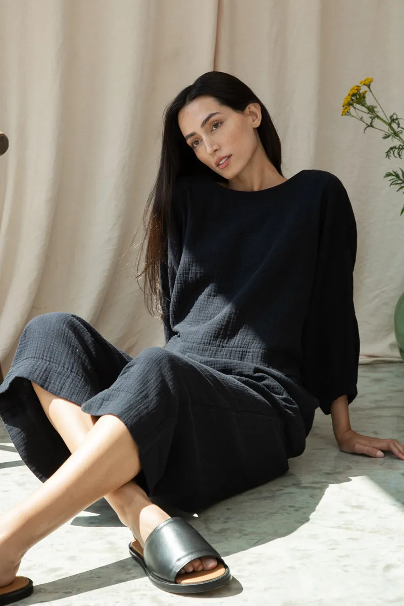 Evora Organic Cotton Cheesecloth Trousers in Black sold by Beaumont Organic product image thumbnail 4