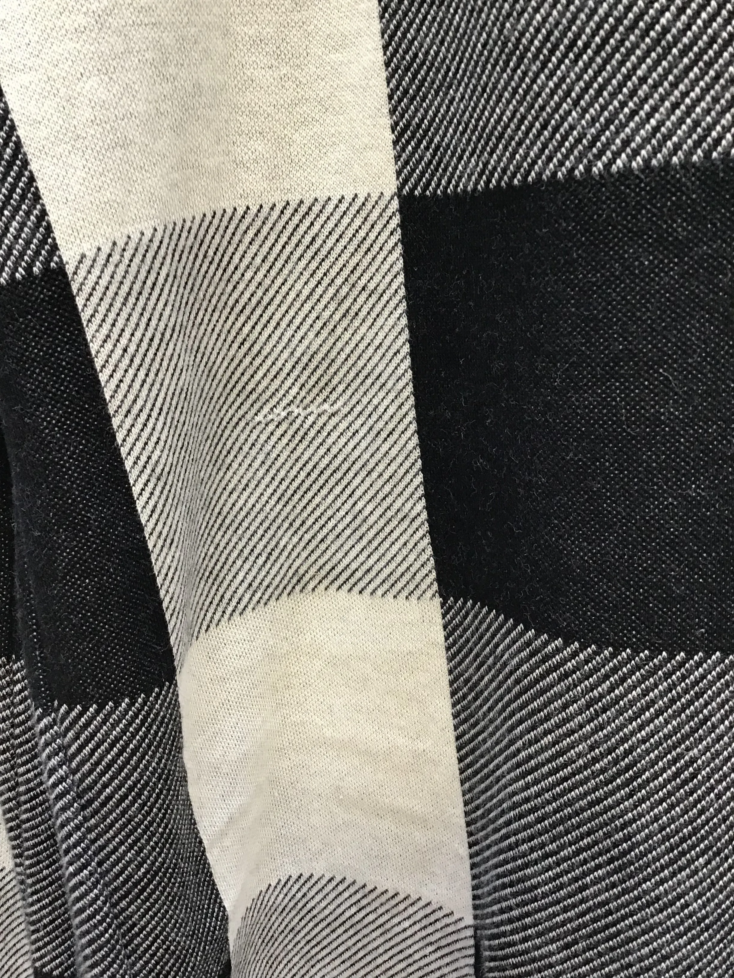 Thorne-Cay Organic Cotton Trousers in Black & Ecru Check S Preloved sold by Beaumont Organic product image thumbnail 4