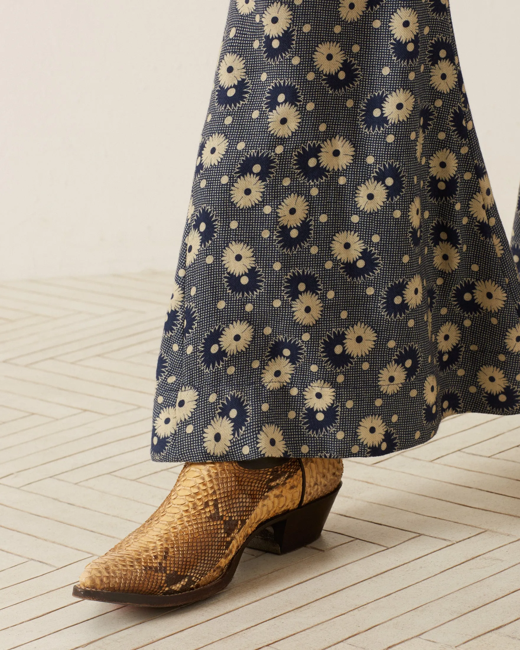 Farah Navy Daisy Pant sold by Alix of Bohemia product image thumbnail 5