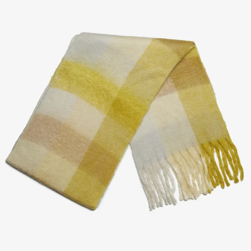 Burrows in Yellow made by Wyeth