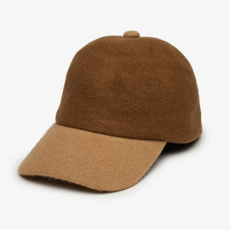 Brady in Cinnamon/Camel made by Wyeth